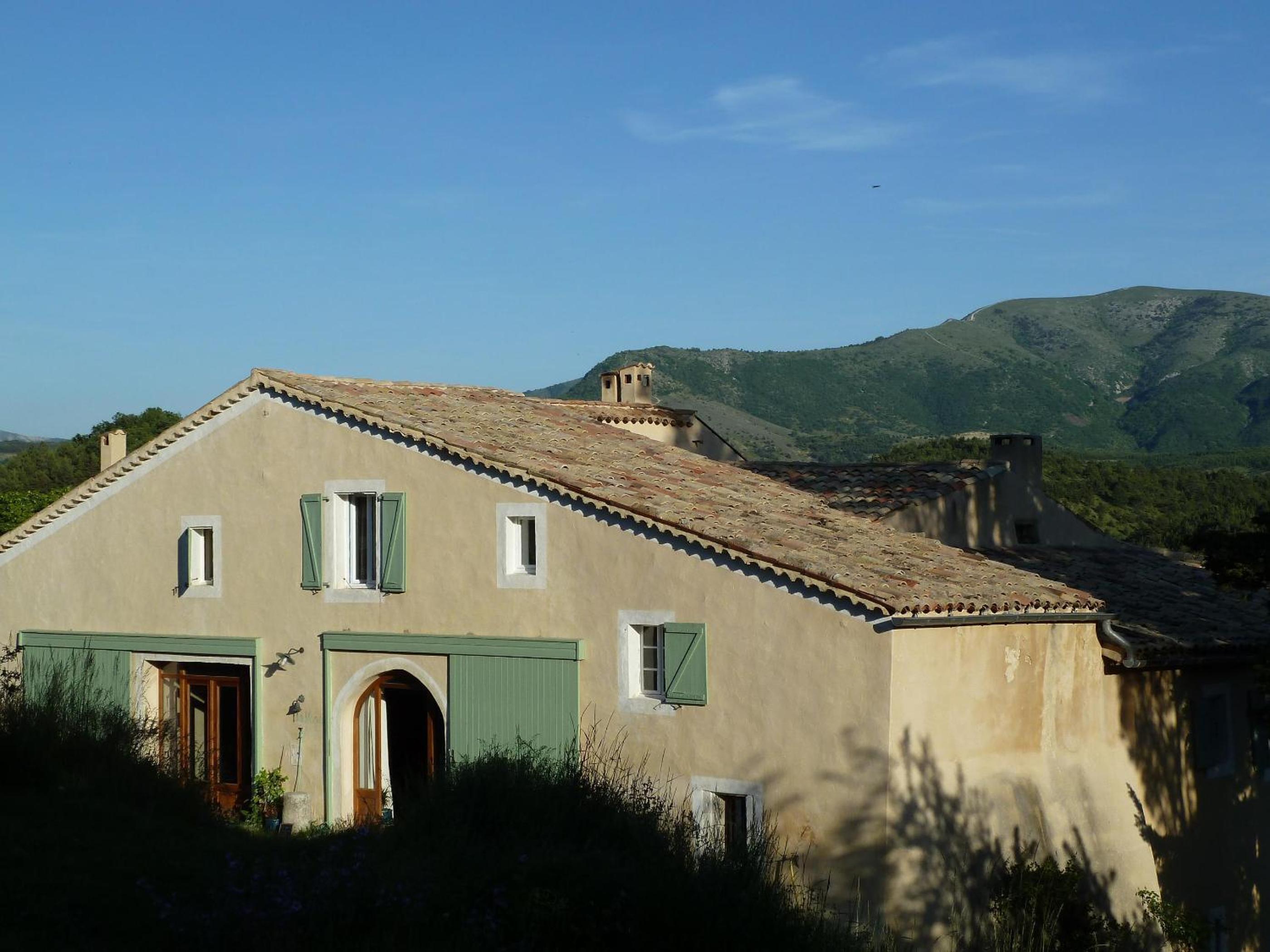 Photo 25