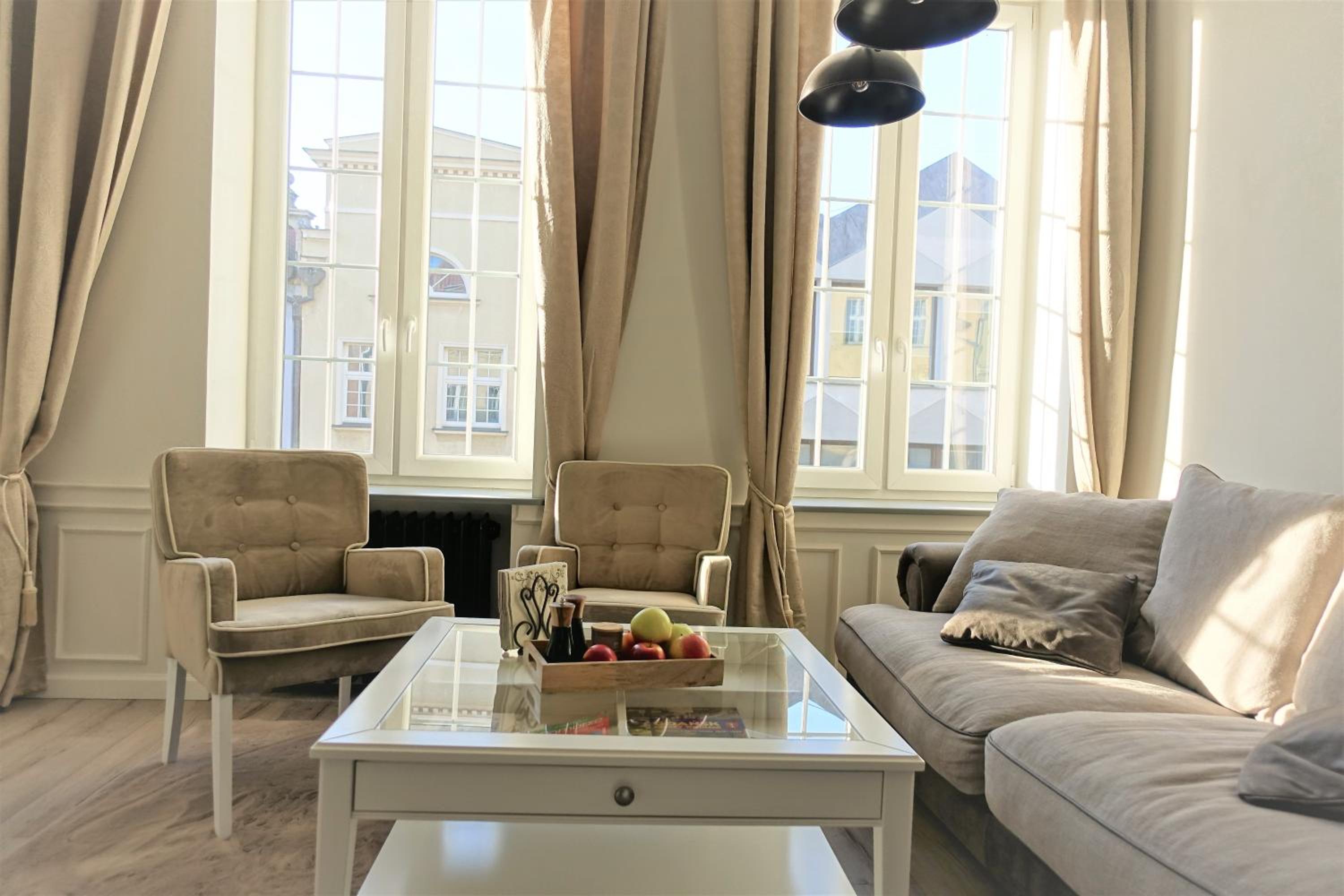 Tkacka Home