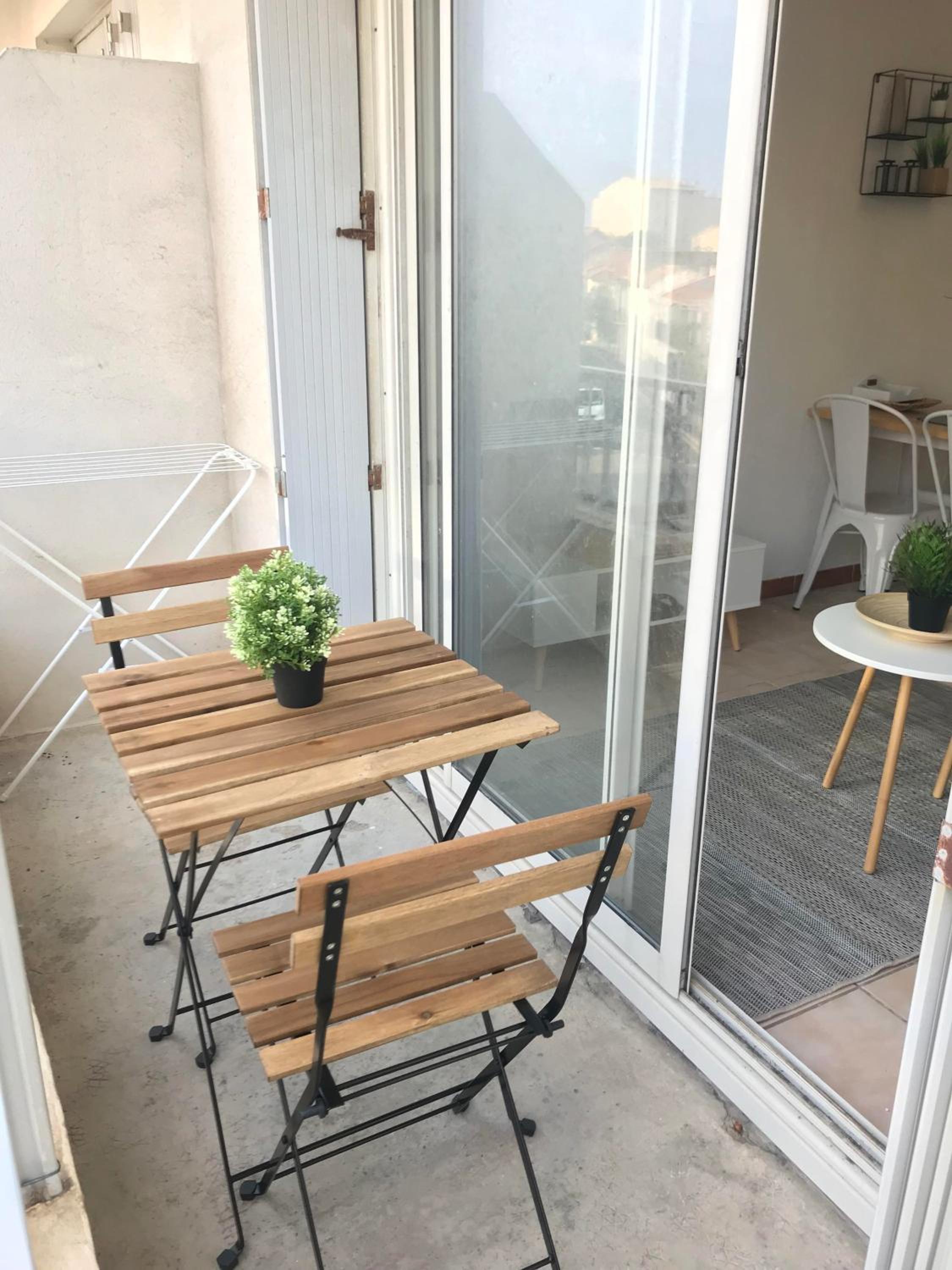 Superbe ! Appart T3 - Vue mer - Garage view 3