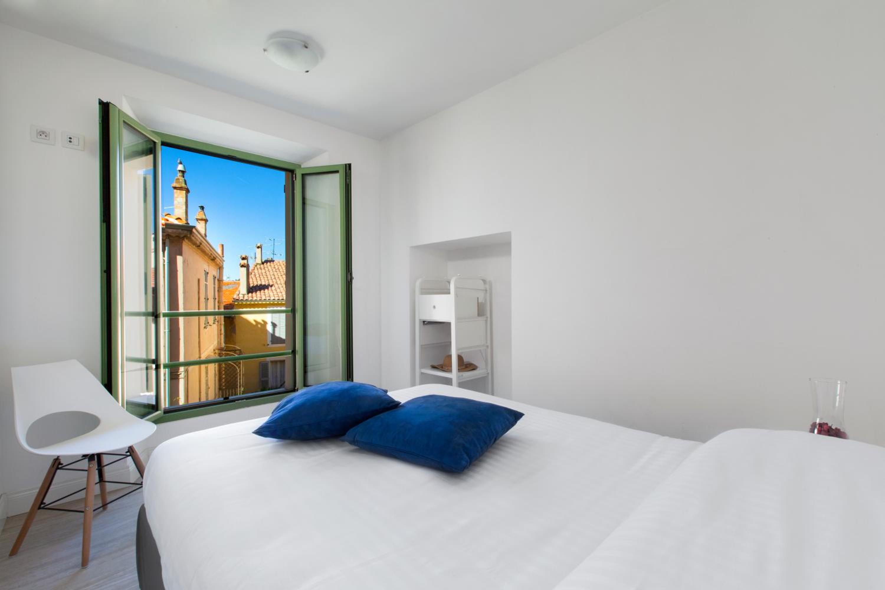 Cannes Old Town Suites view 2