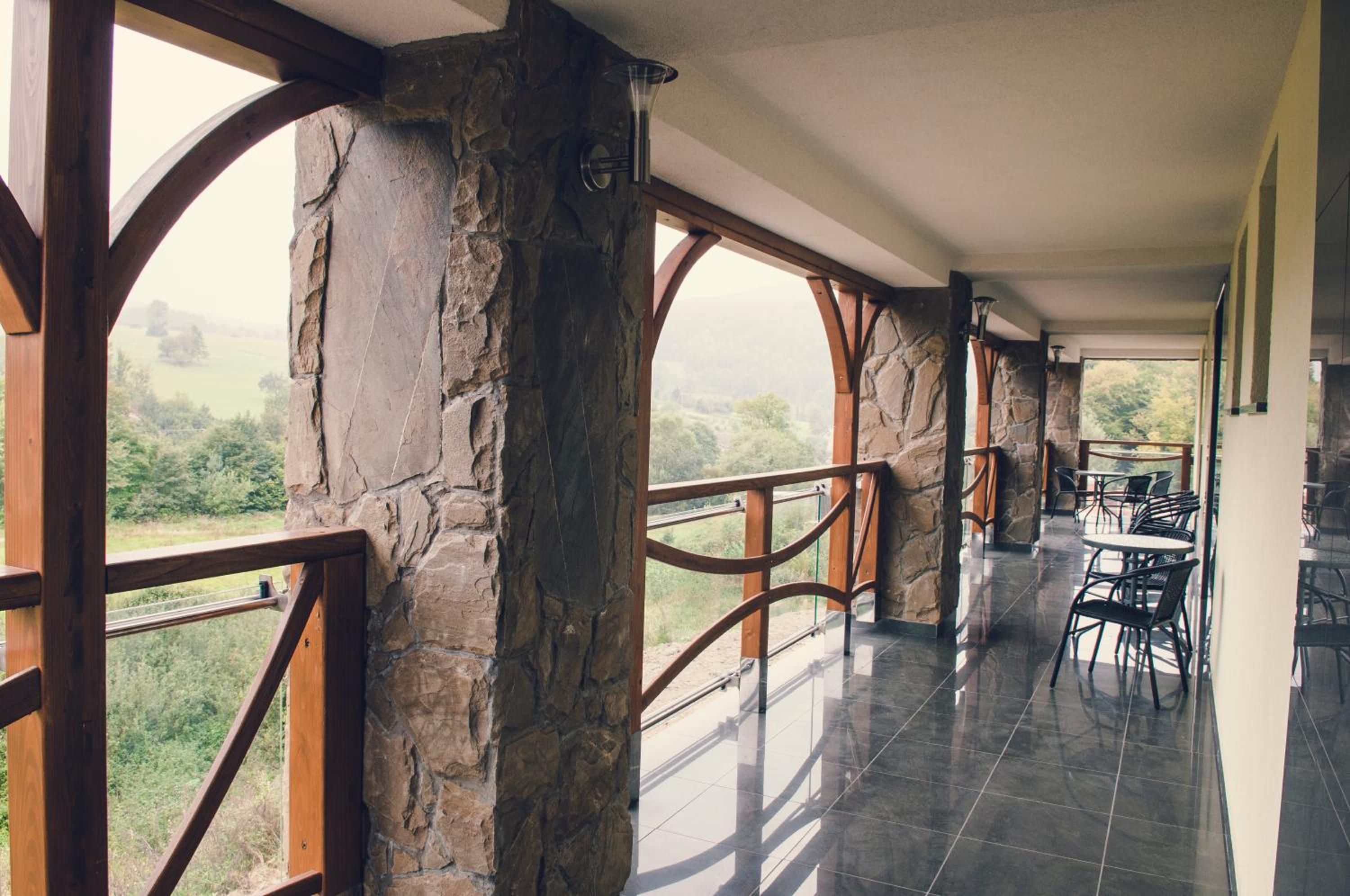 balcony