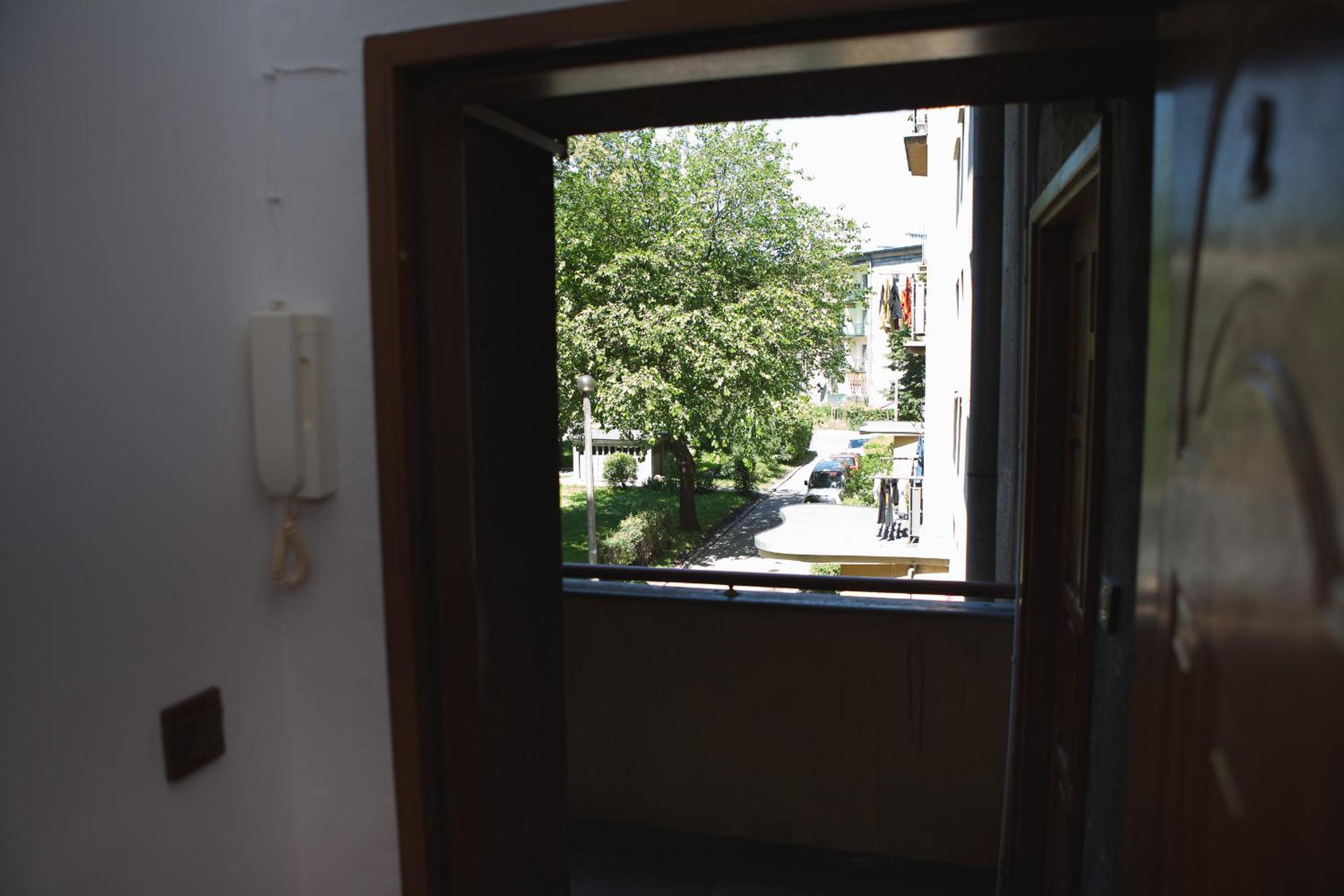 Charming apt Old Town & Jewish District, quiet neighborhood view 4