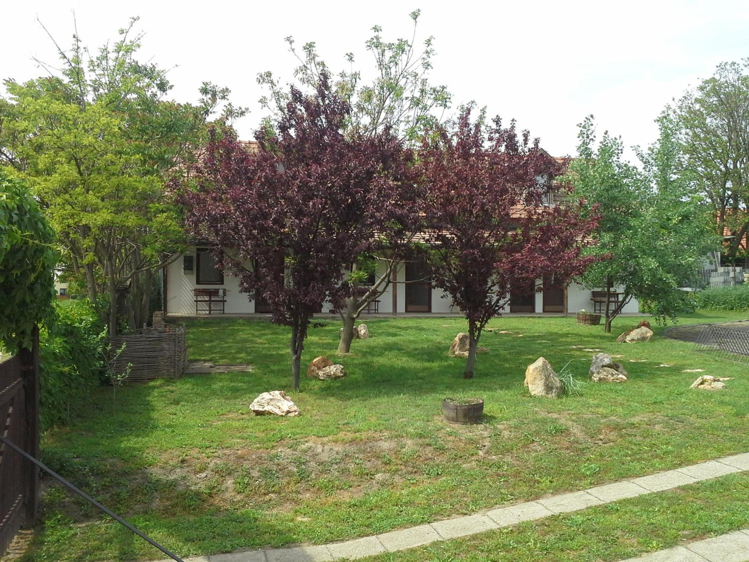 Kiad-lak apartmanok view 3