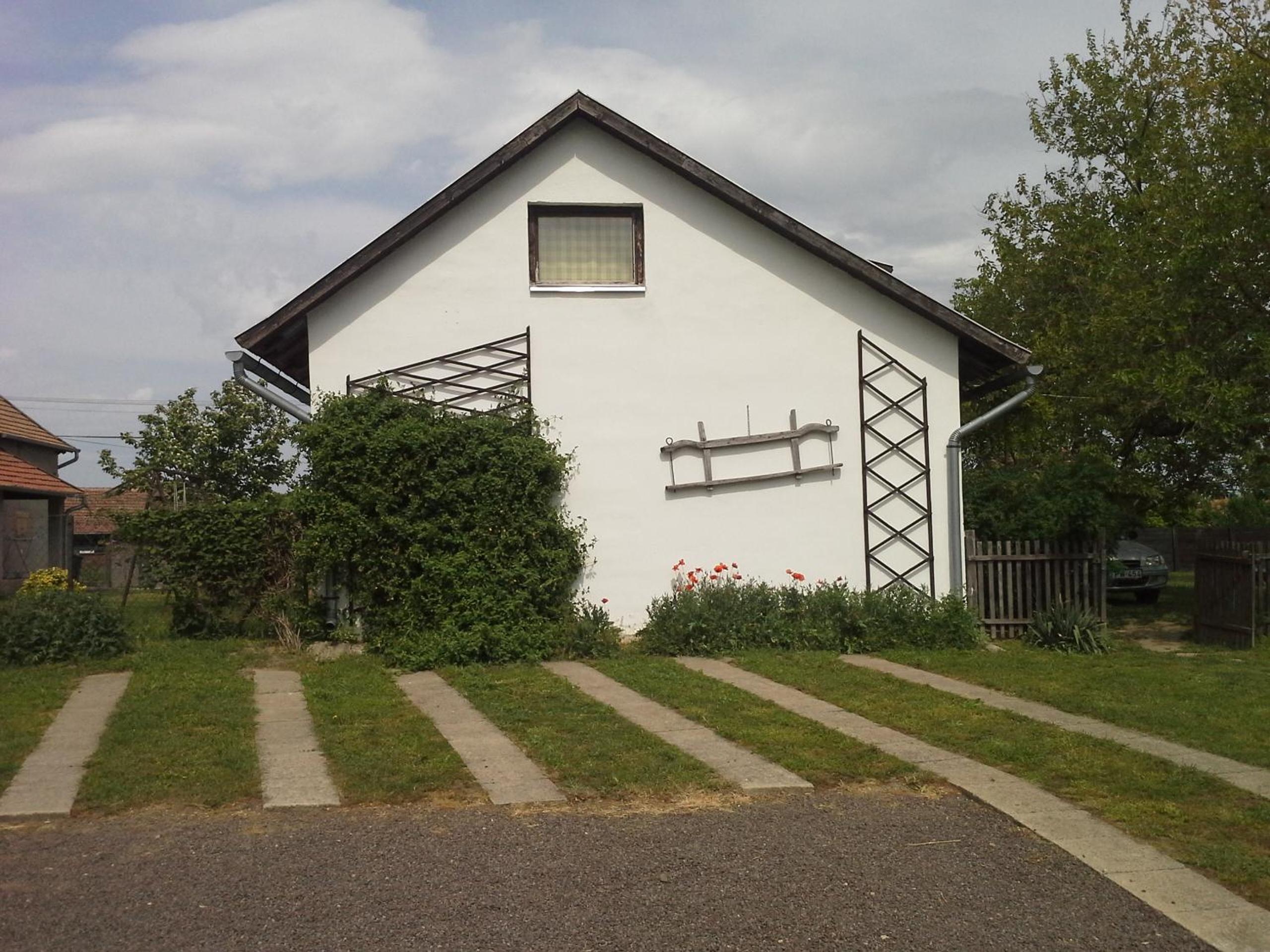 Kiad-lak apartmanok view 4