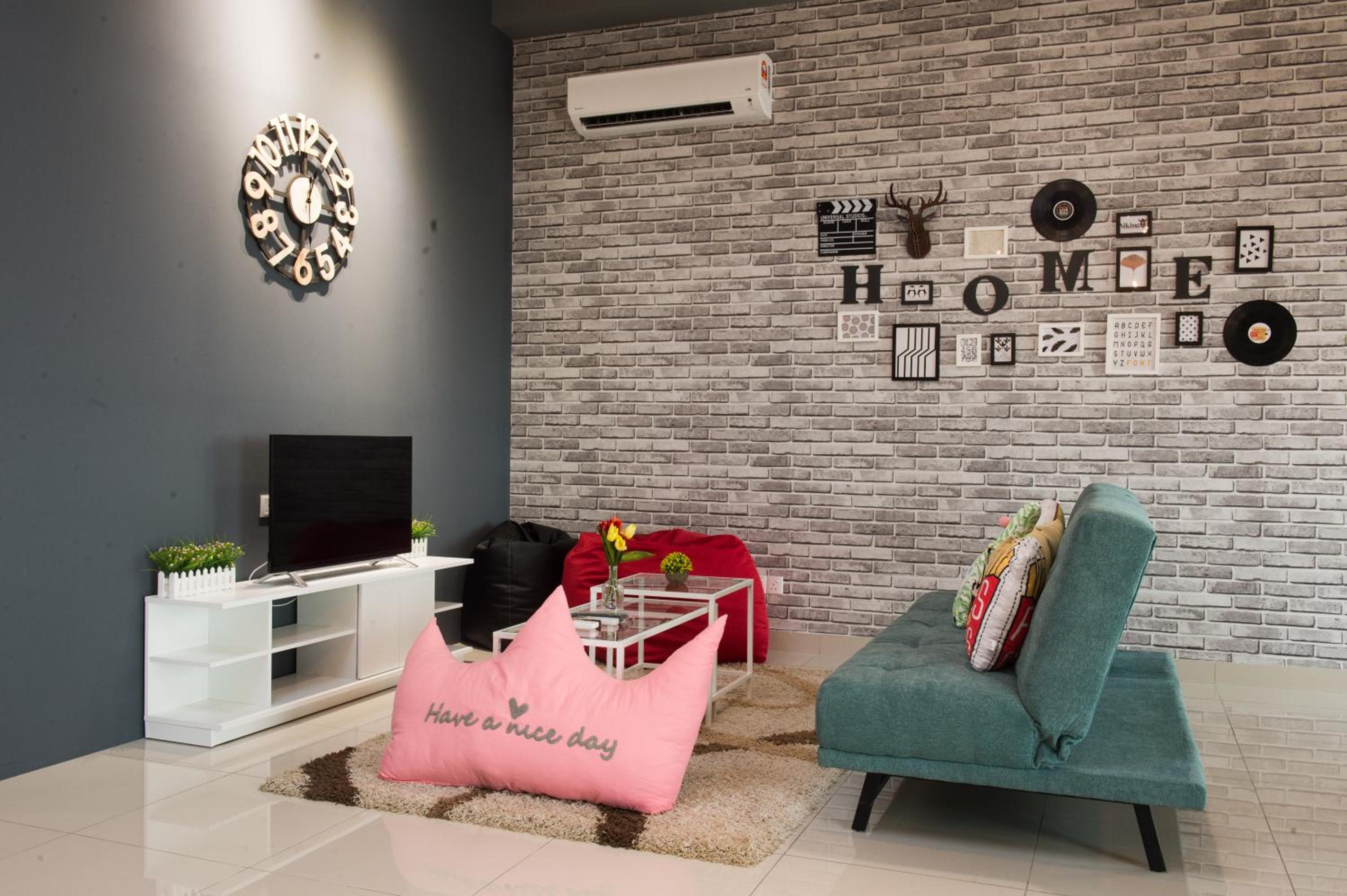 Austin 18 IKEA - AEON