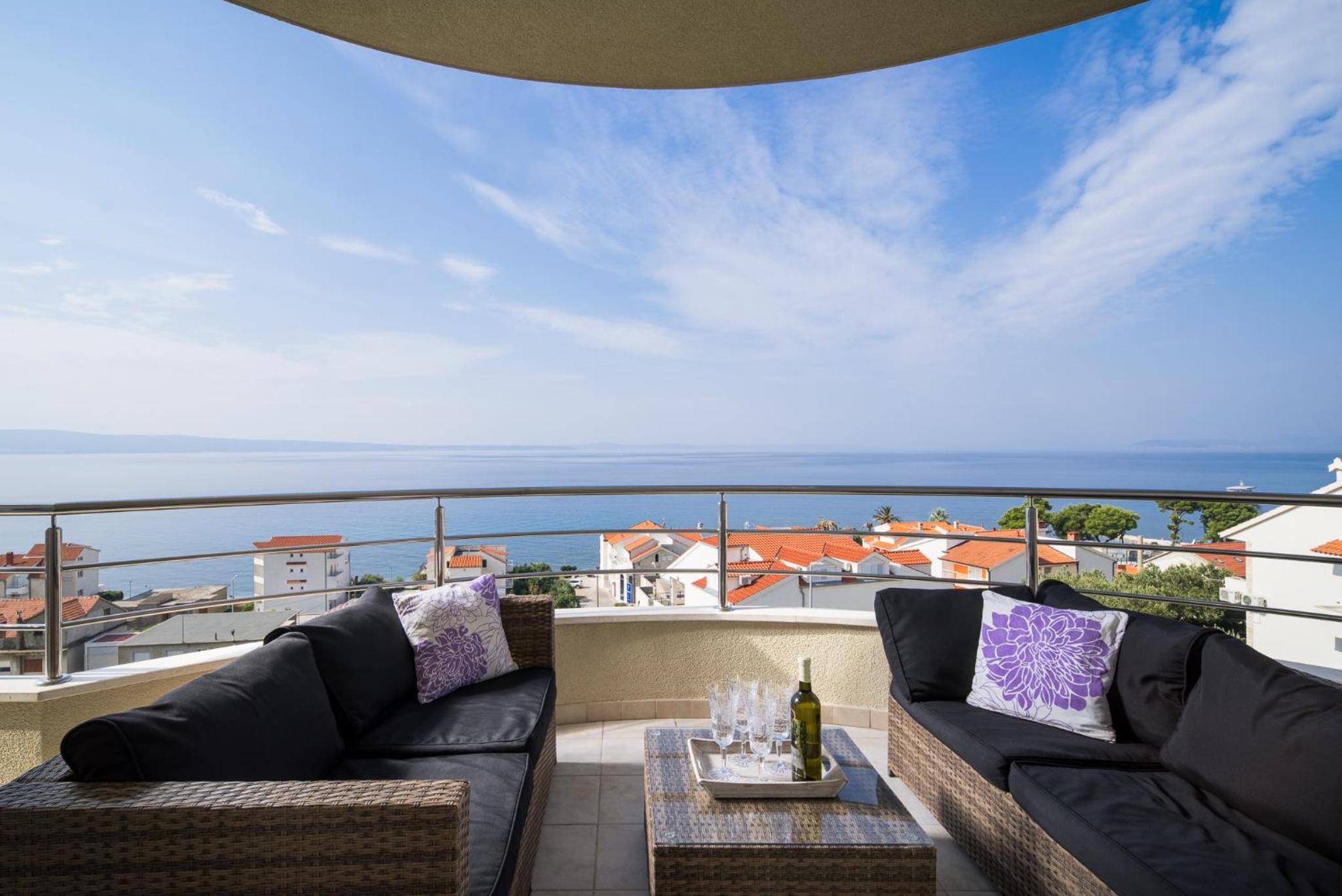Apartment Toma view 5