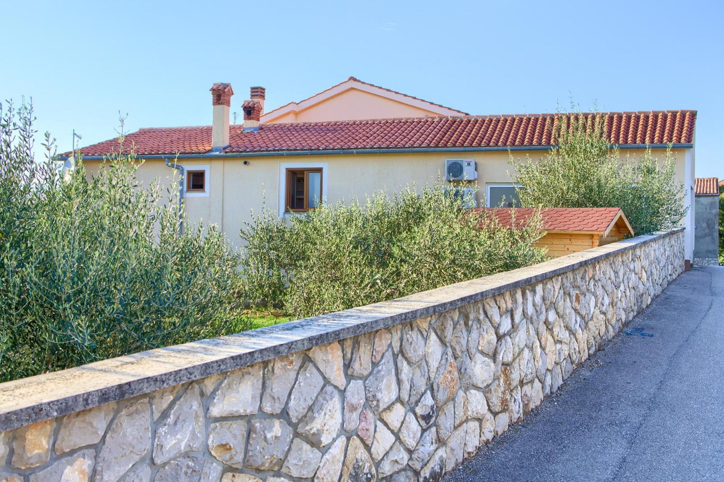 Apartments Ivan Porat view 2