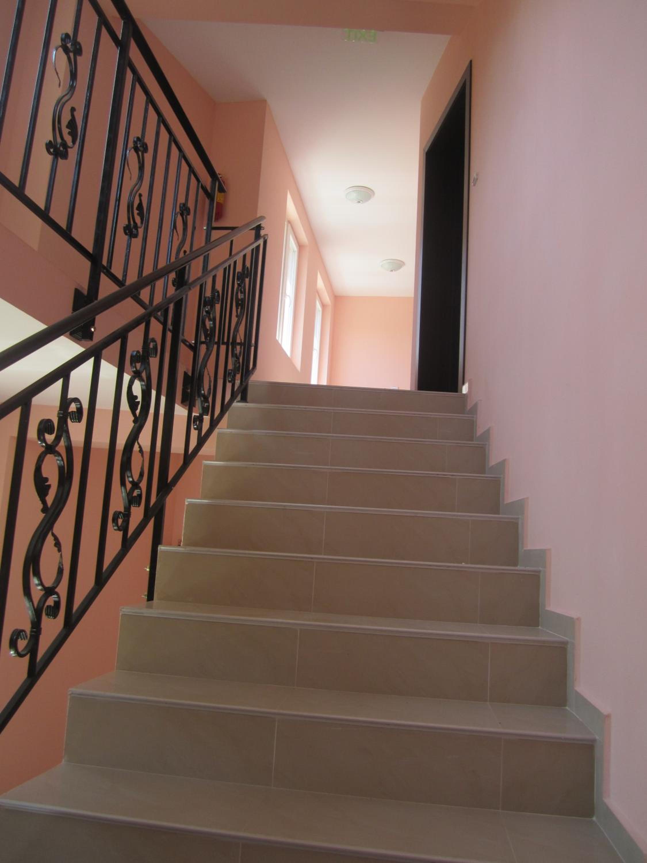 Akra Apartments