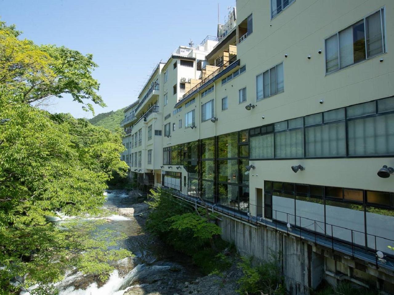 Itoen Hotel Bandai Mukaitaki view 3