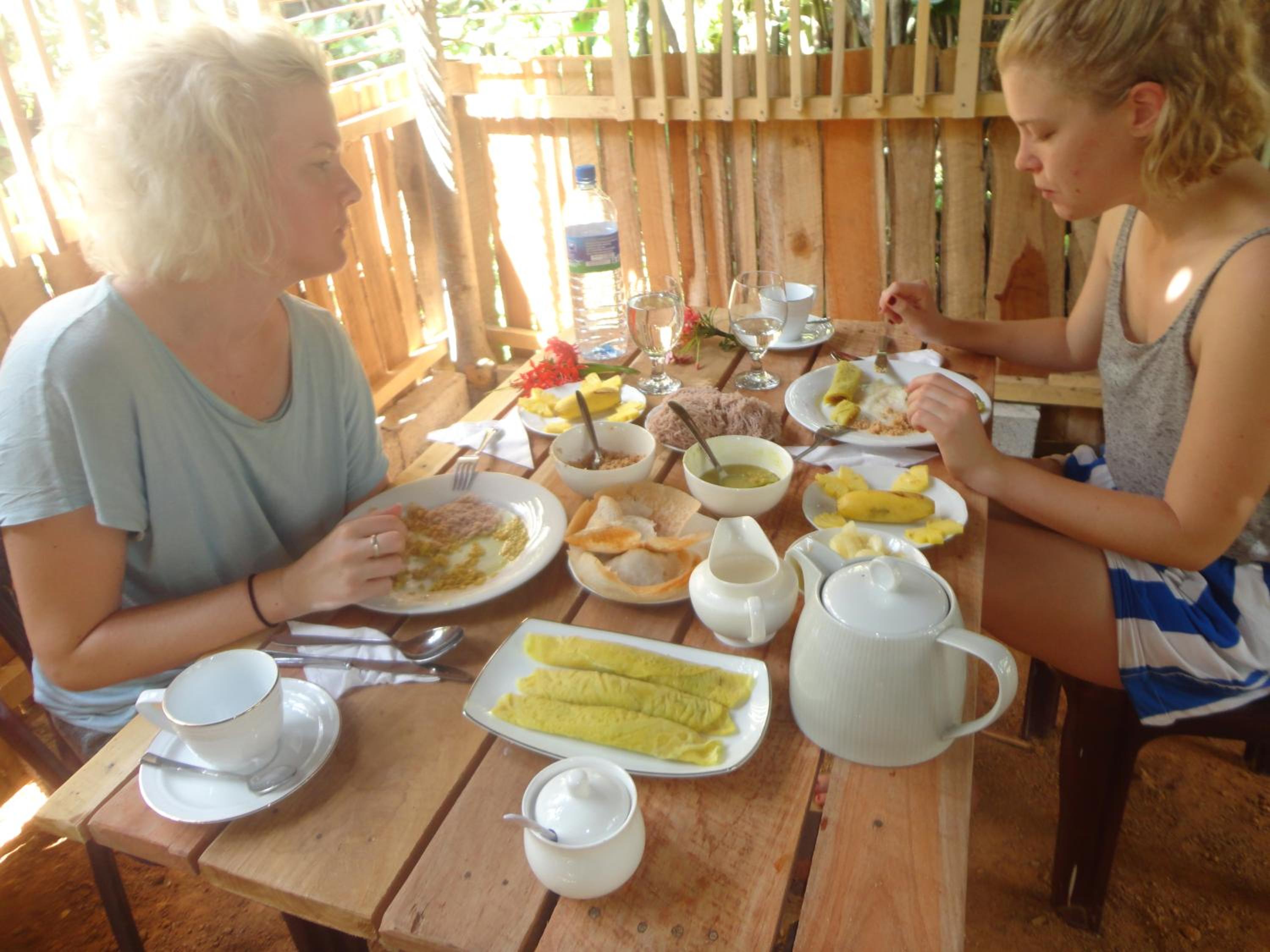 breakfast buffet