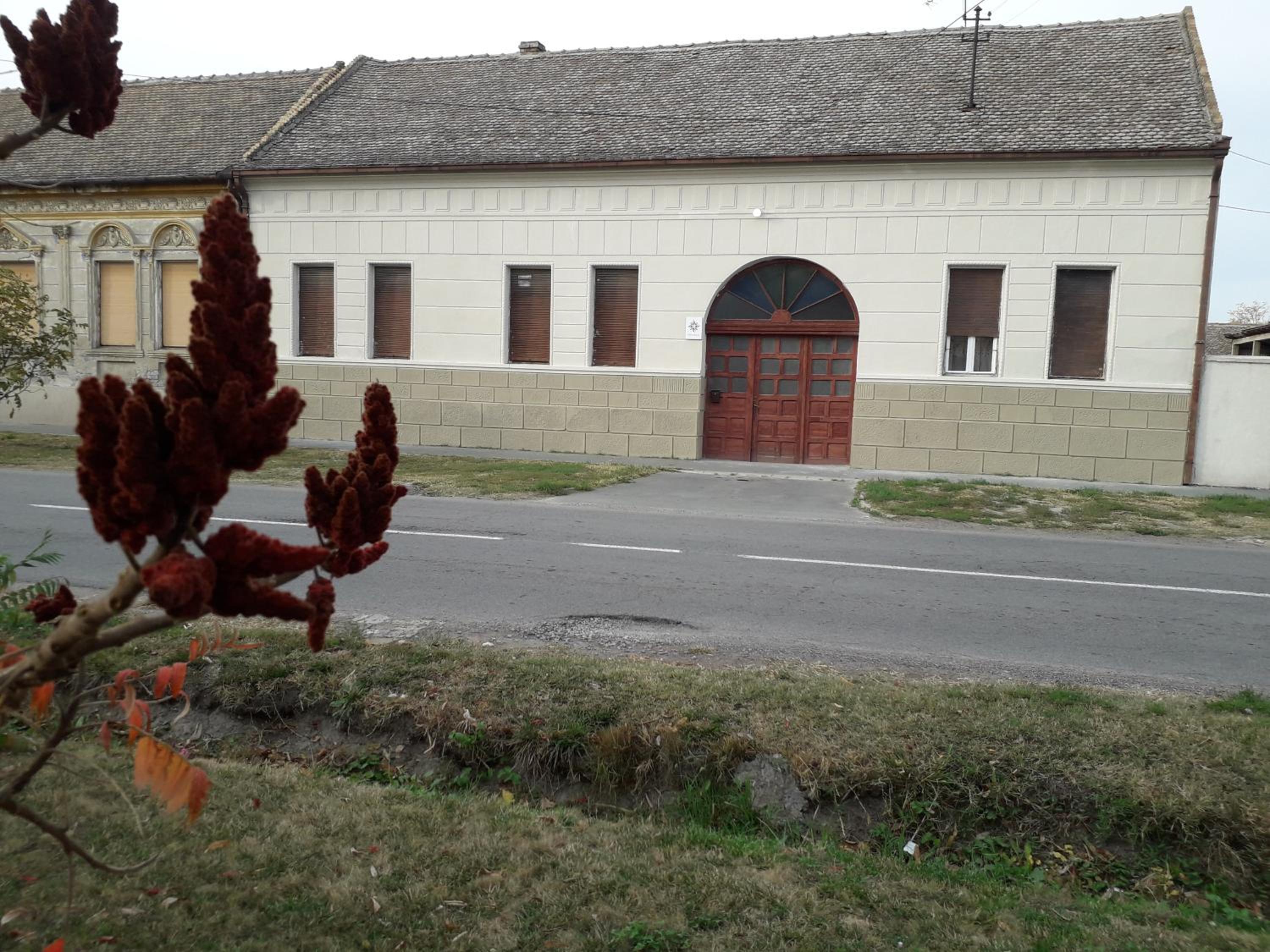 Photo 32