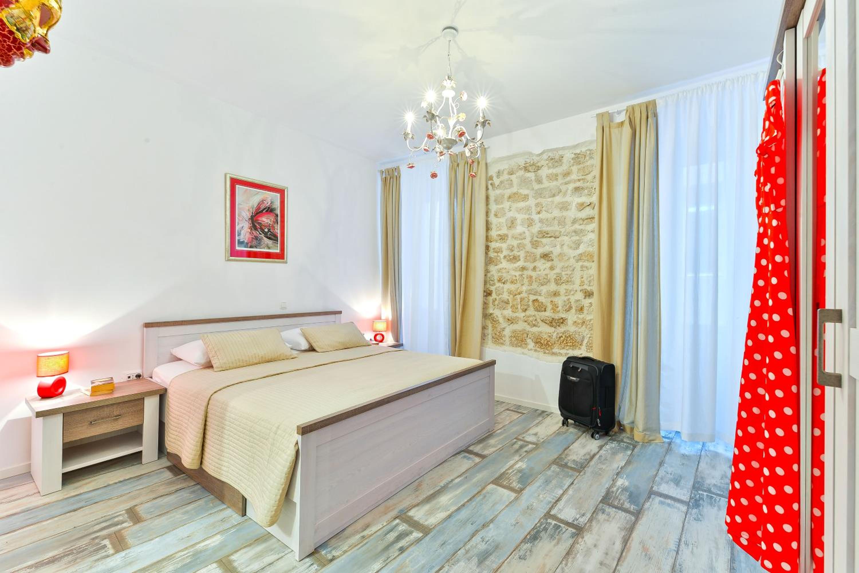 Lanterna Rooms & Apartment — photo 25
