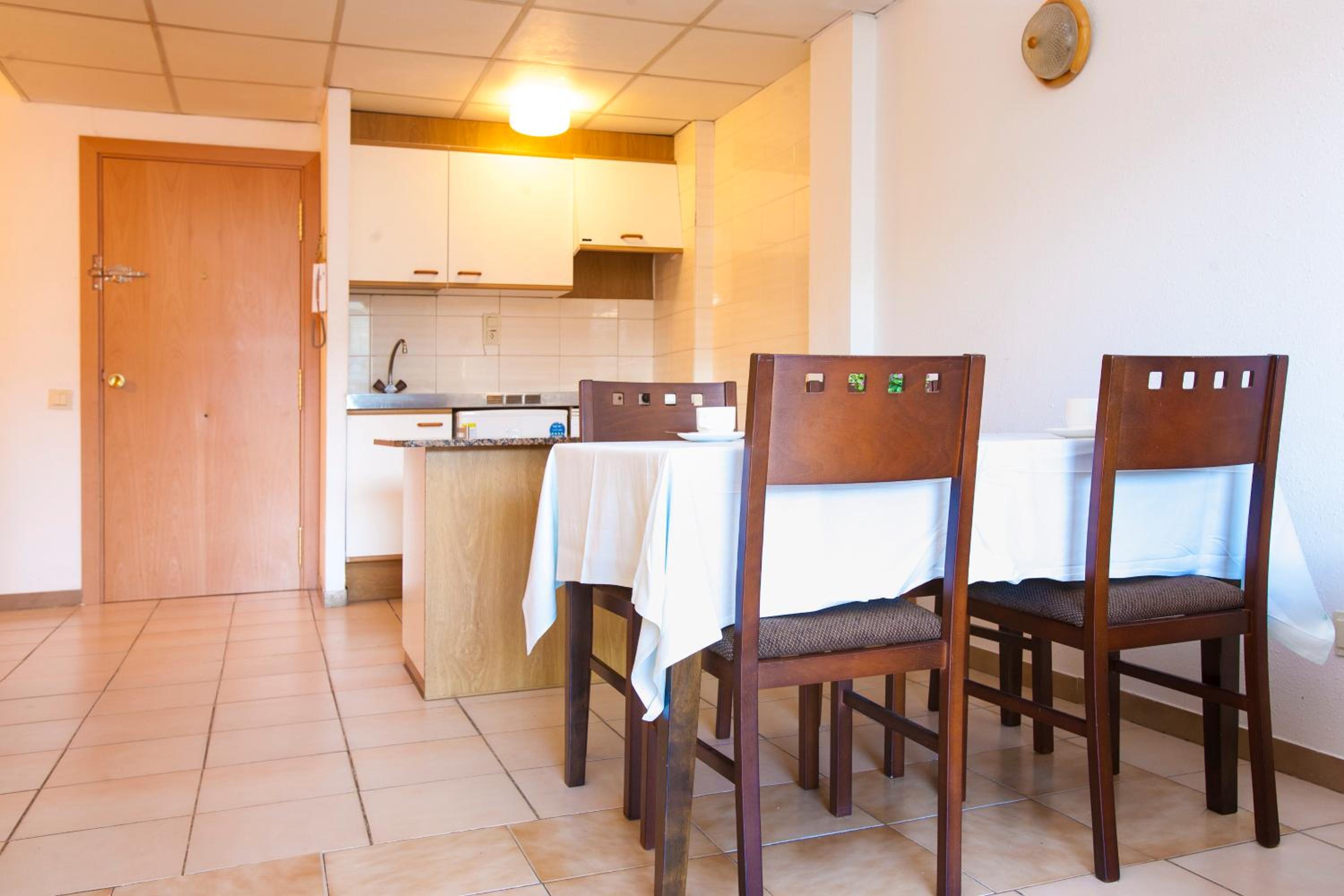 Catalonia Park Apartamentos view 4