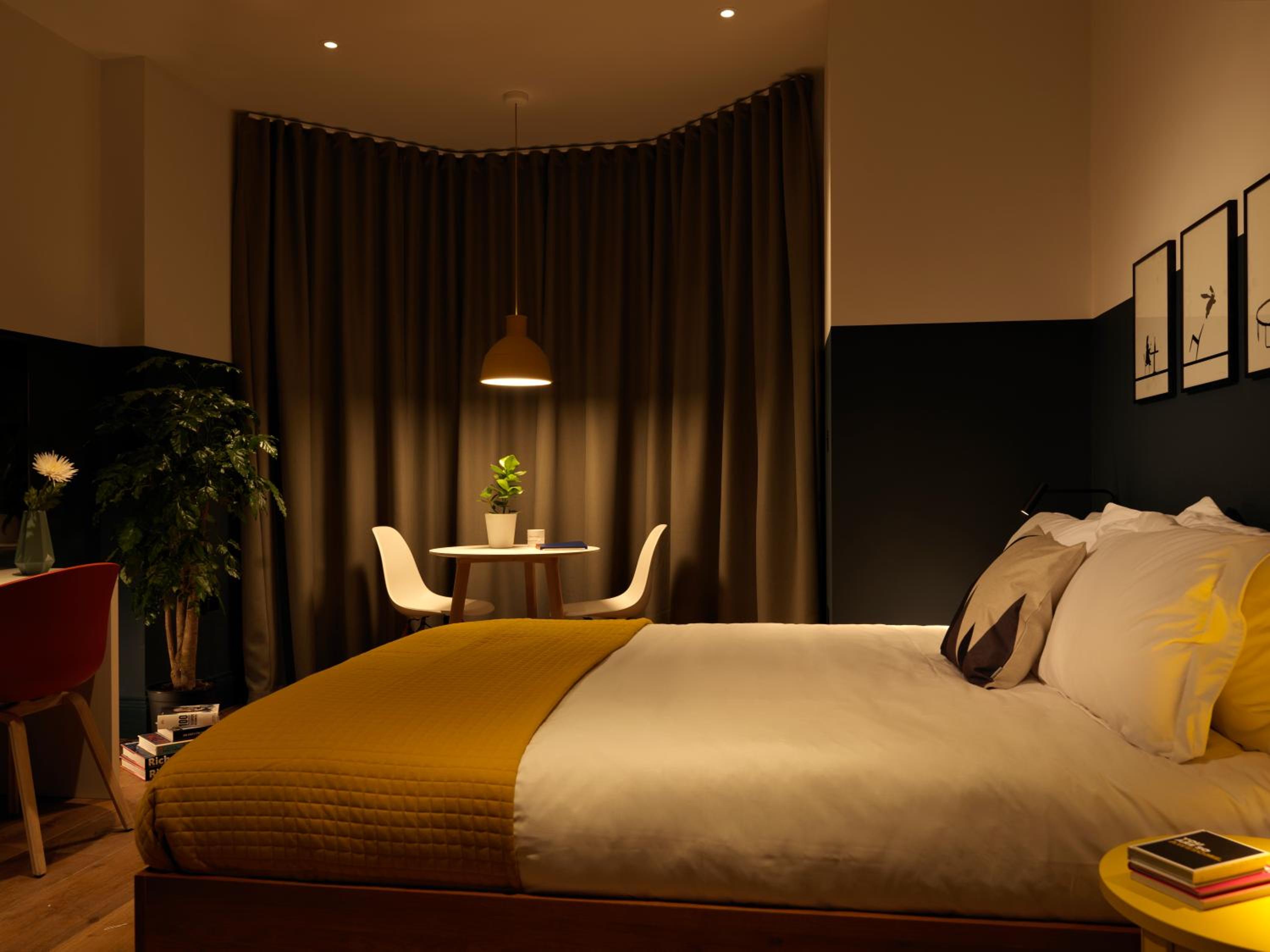 Student Castle Studio Apartments - Free parking