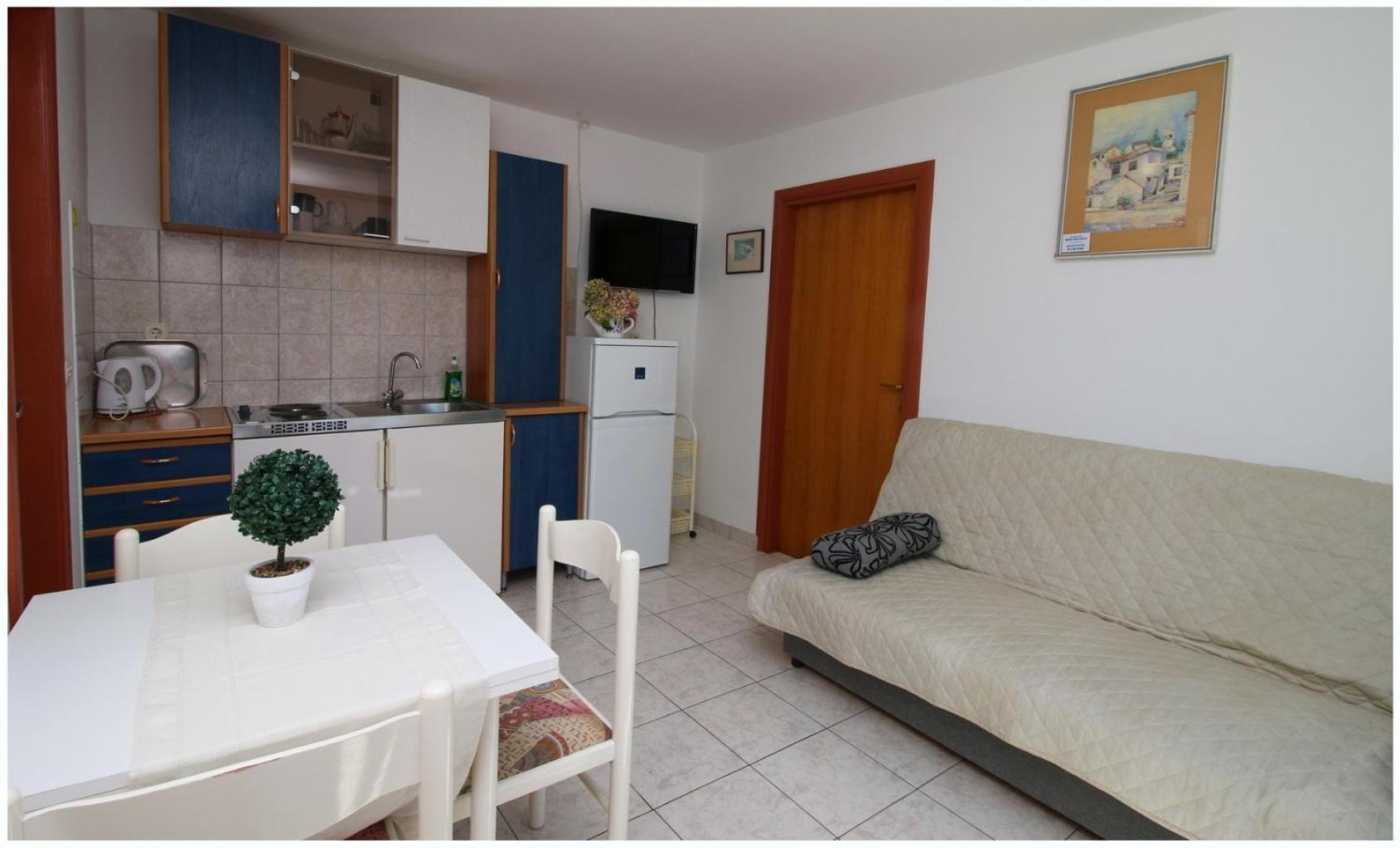 Apartments Elvi - amazing position