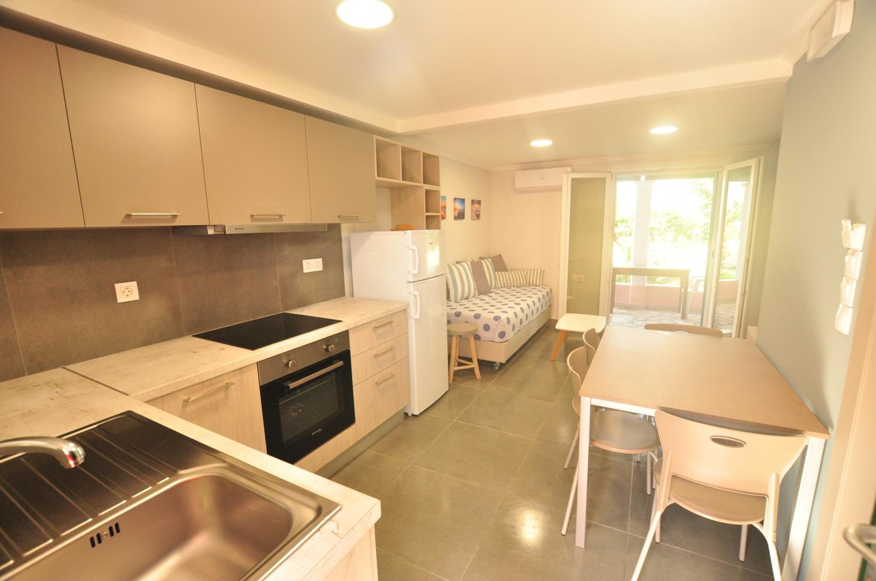 Tassos Apartments