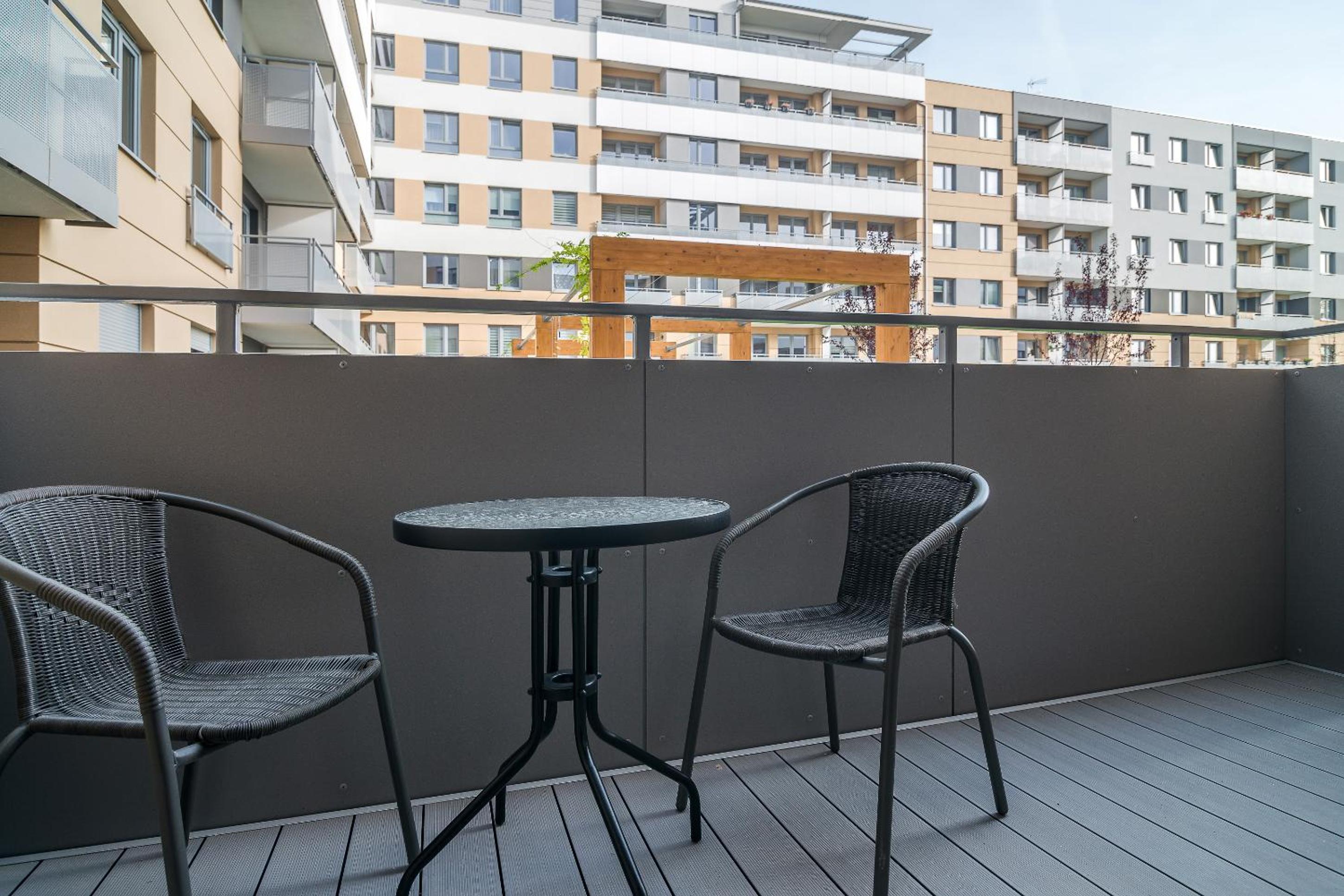 Exclusive Apartments Tęczowa with underground PARKING by Renters