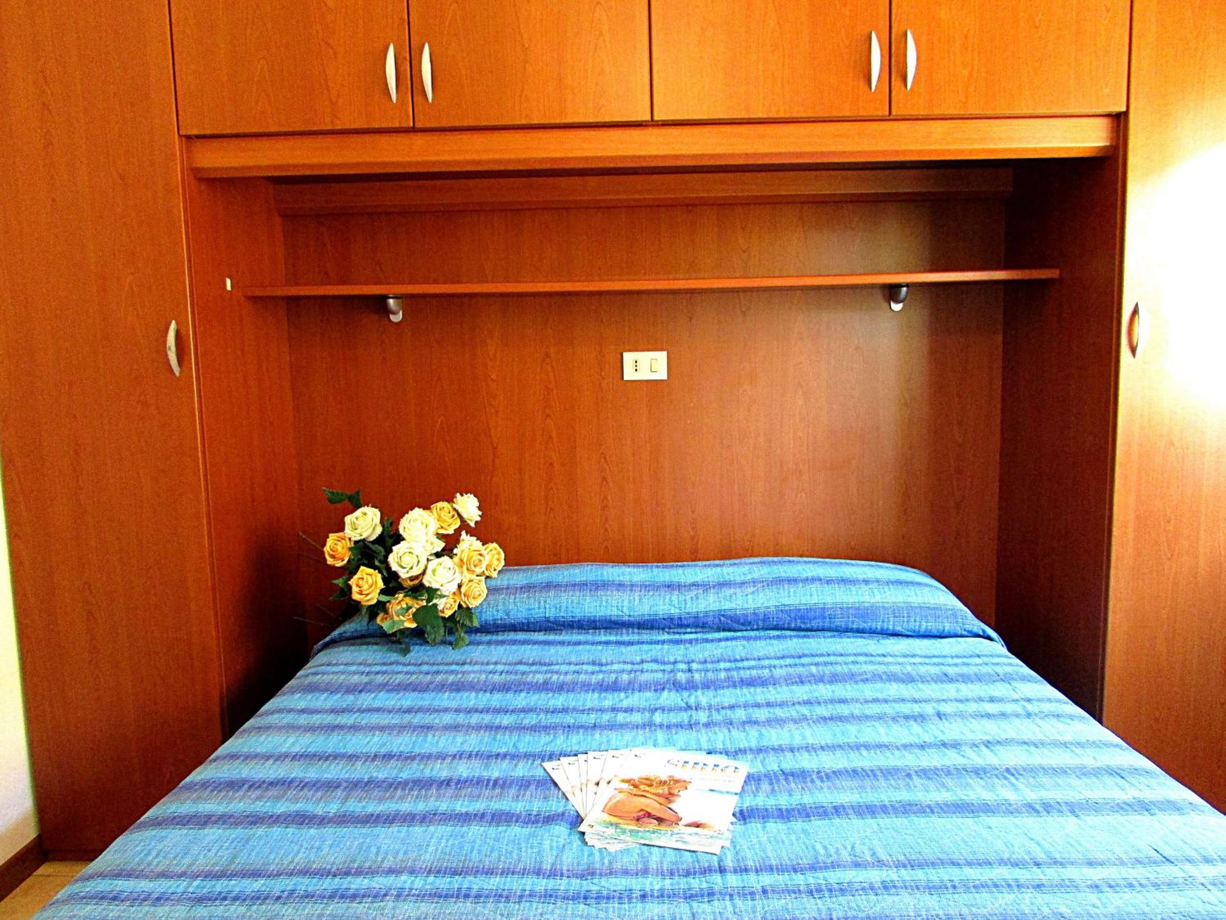 Photo 42