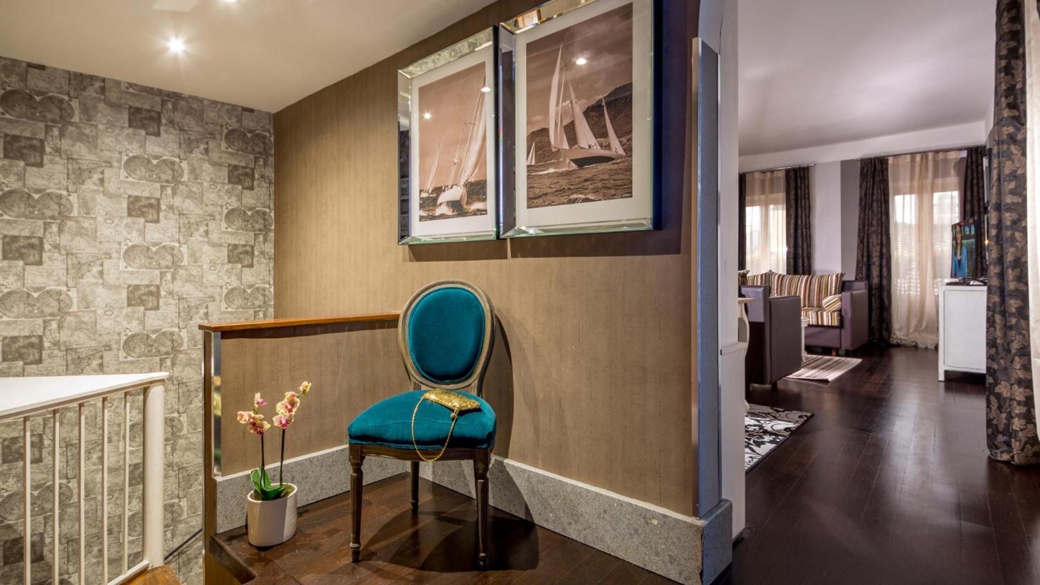 The Inn Apartments Forum by The Goodnight Company