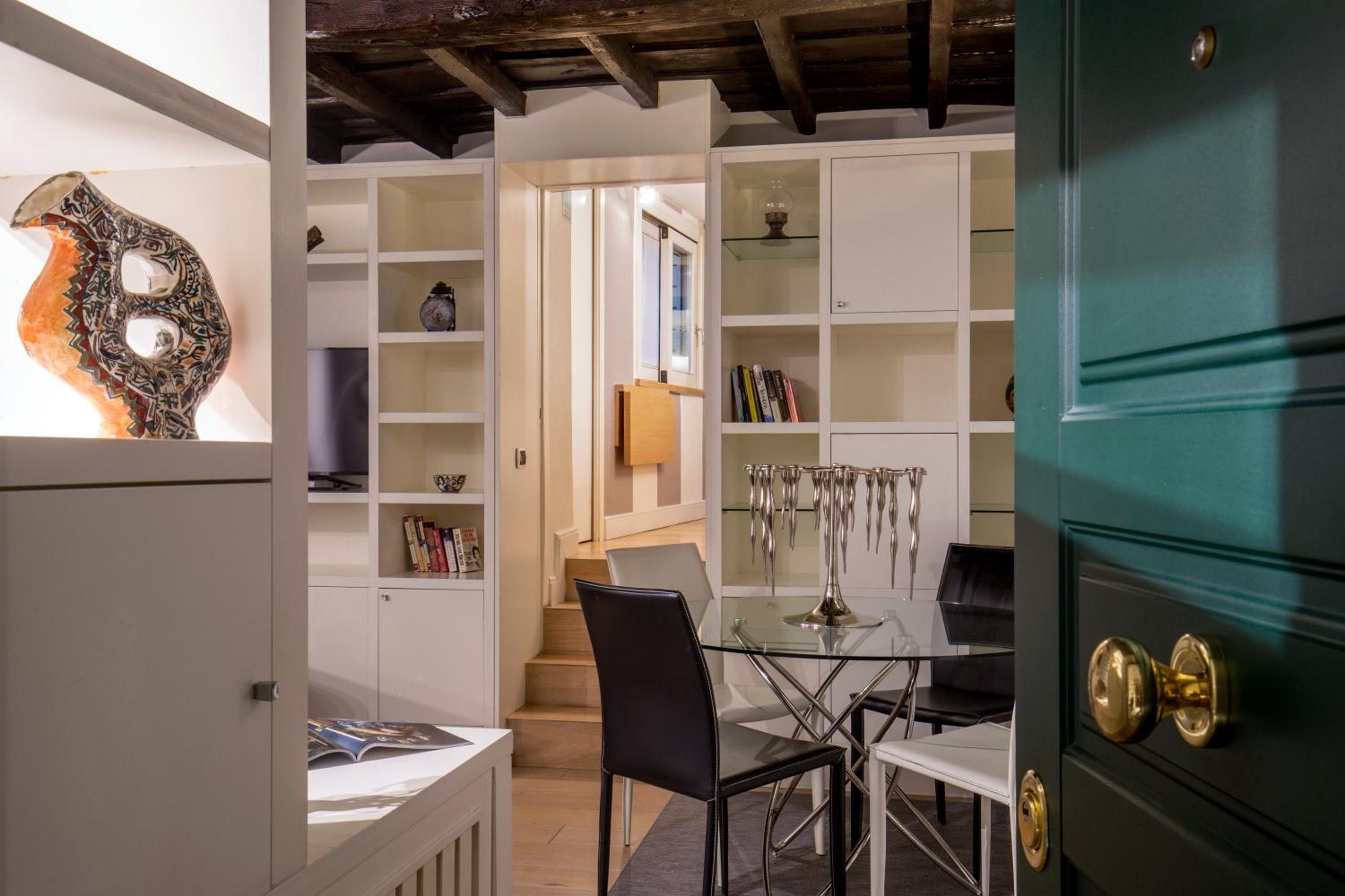 The Inn Apartments Forum by The Goodnight Company
