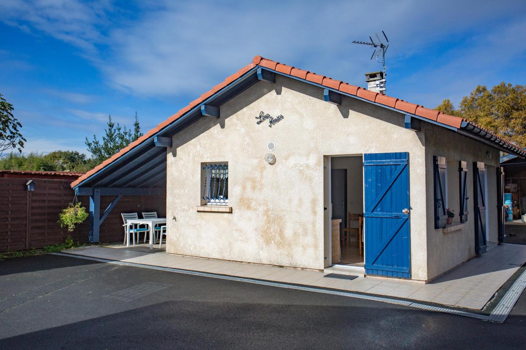 Maison Lous Amics view 3