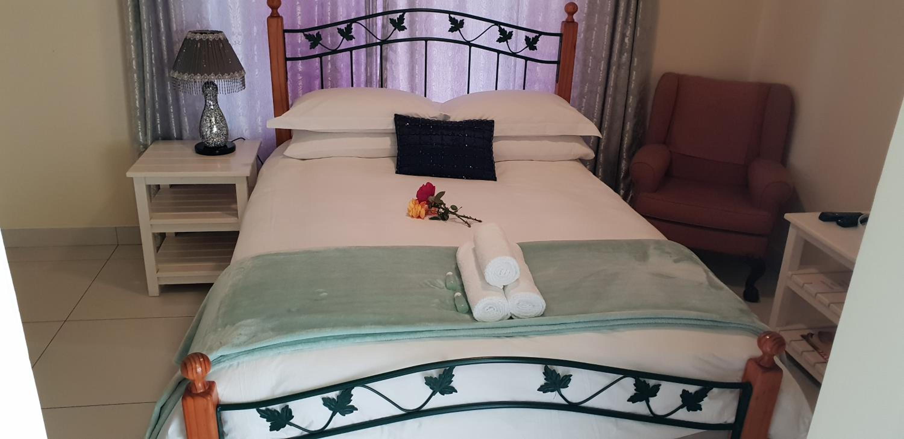 Ebenezer Guesthouse Bluewater Bay