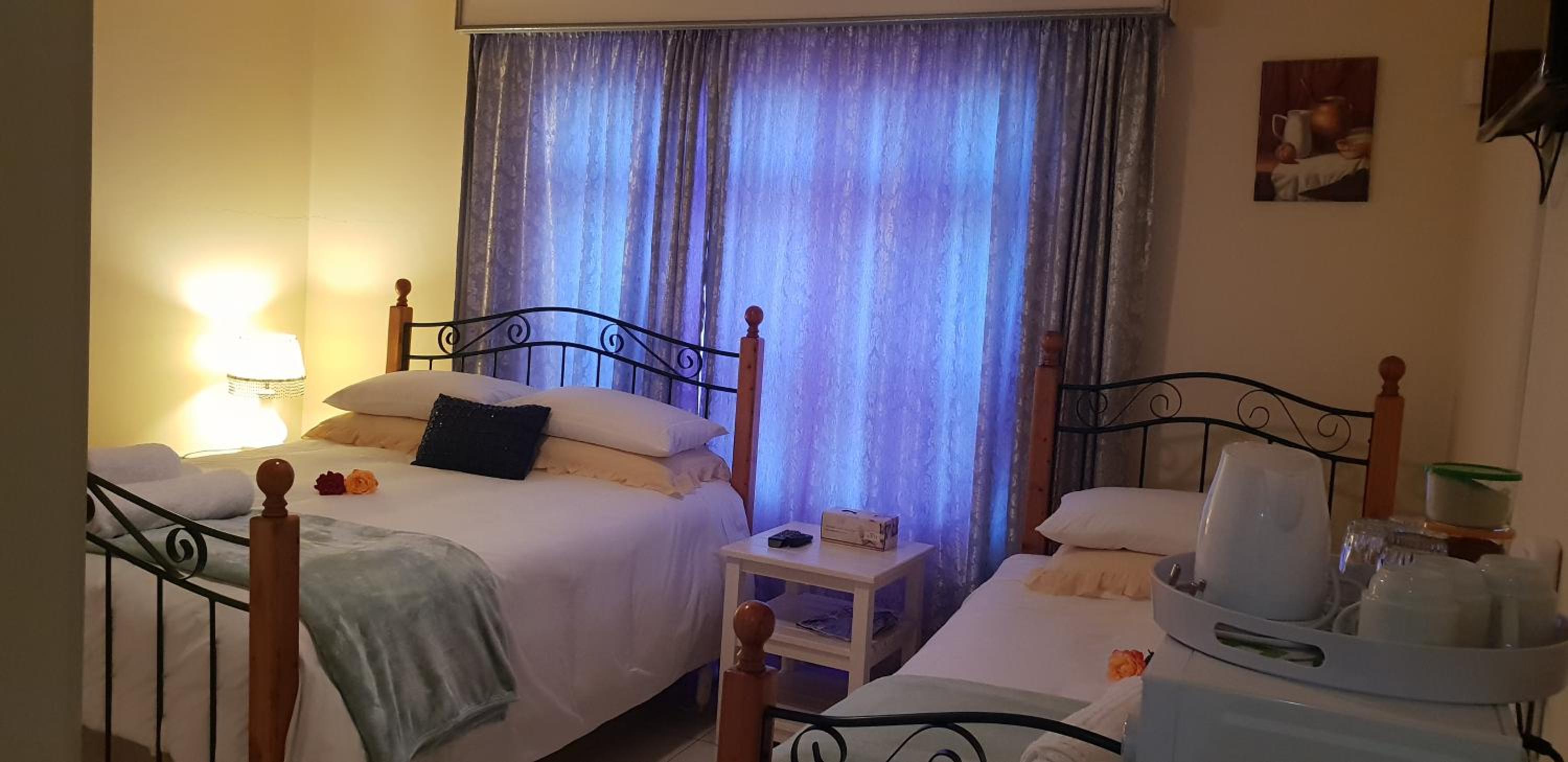Ebenezer Guesthouse Bluewater Bay