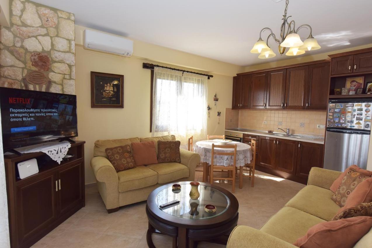 Captain's Villa Apartments