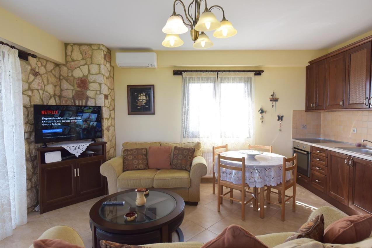 Captain's Villa Apartments