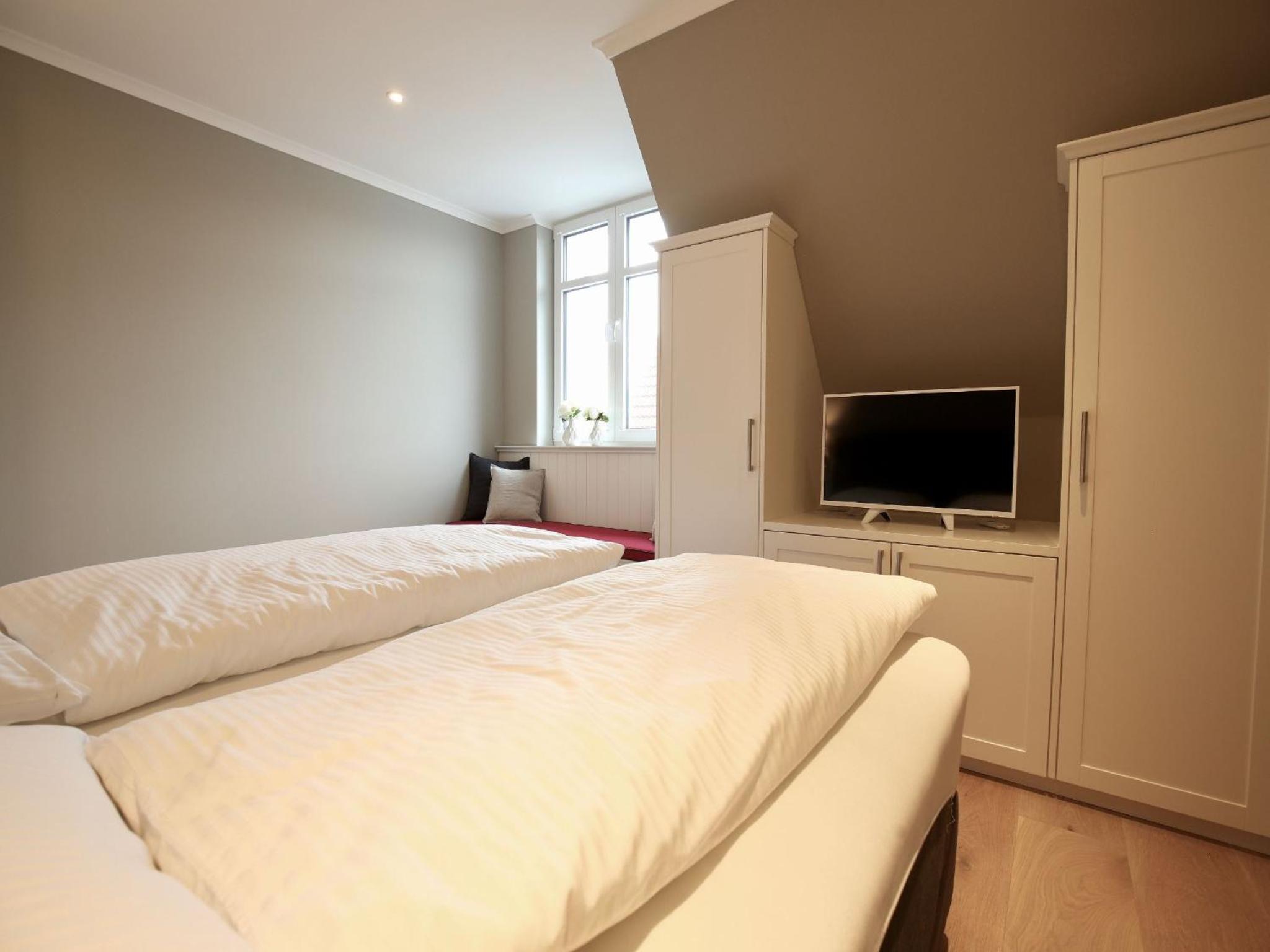 Charlotte 48 - Wunderschöne Ferienwohnung mit Balkon und Sauna view 2