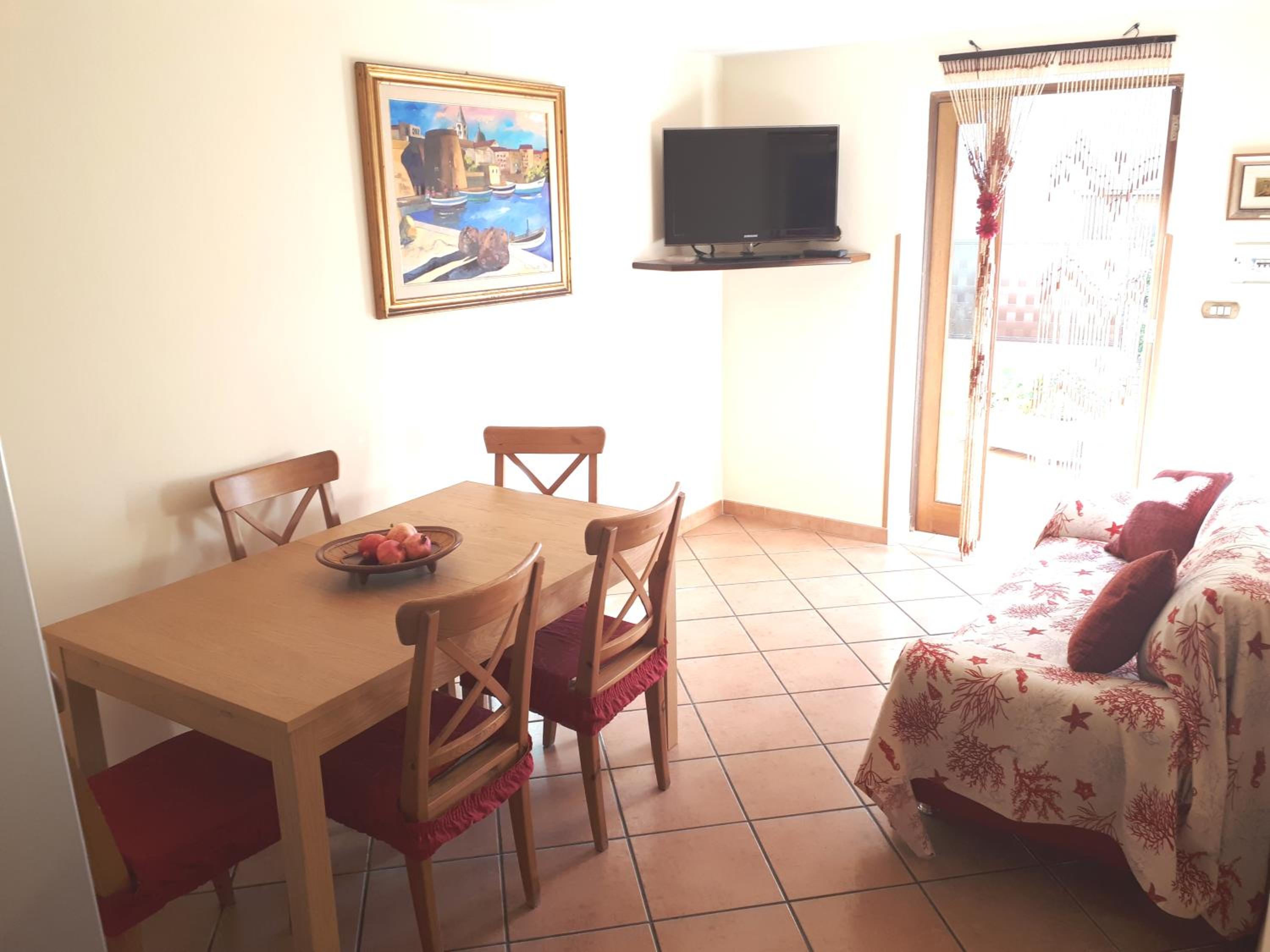Comodo appartamento in villa 150 mt dal mare photo 3