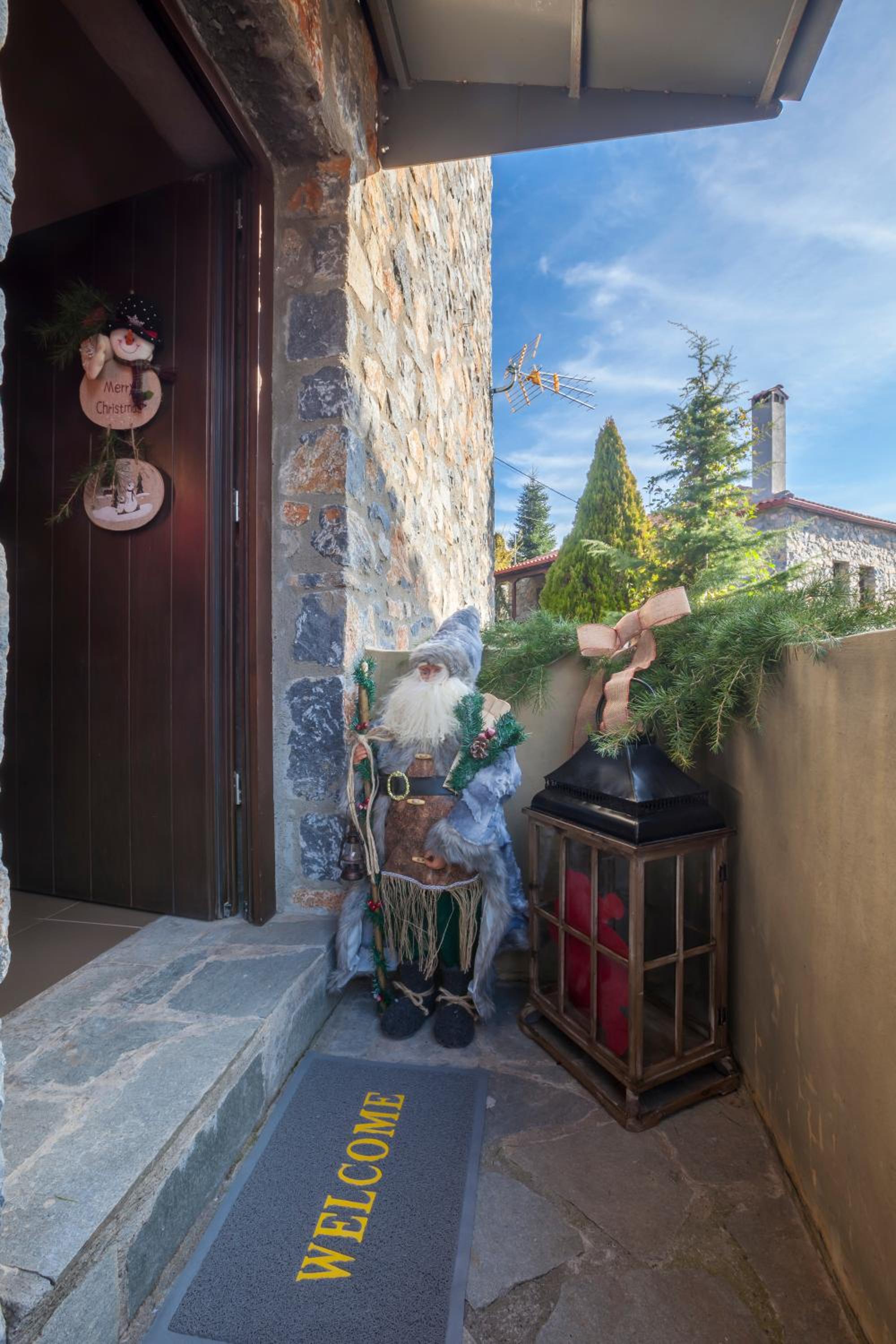 Rock Dandy Mountain House - Old Saint Athanasius Kaimaktsalan