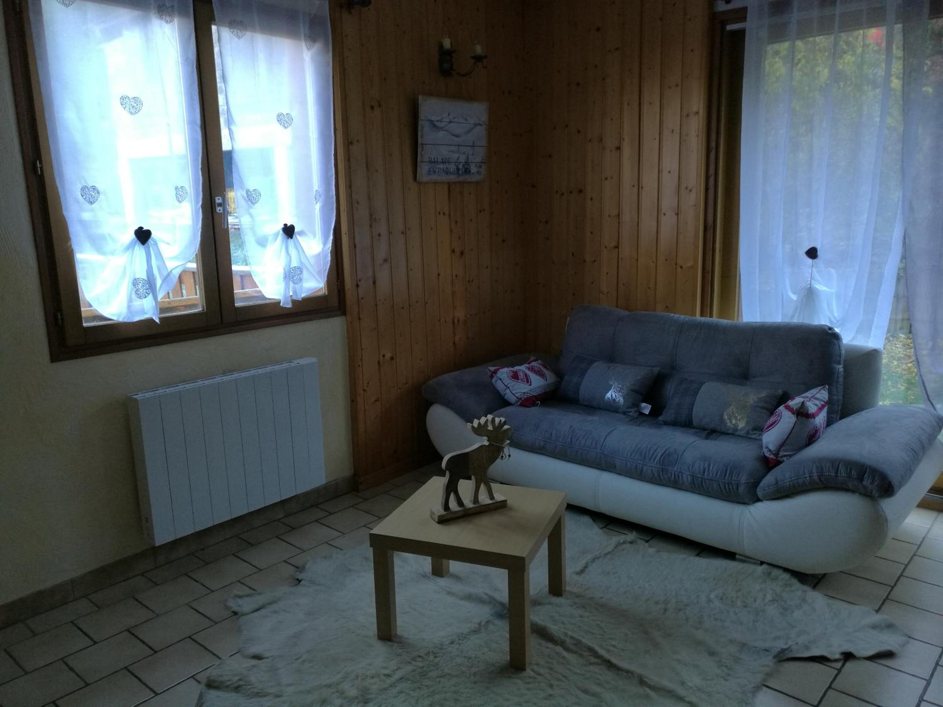 Chalet les Lurins view 4