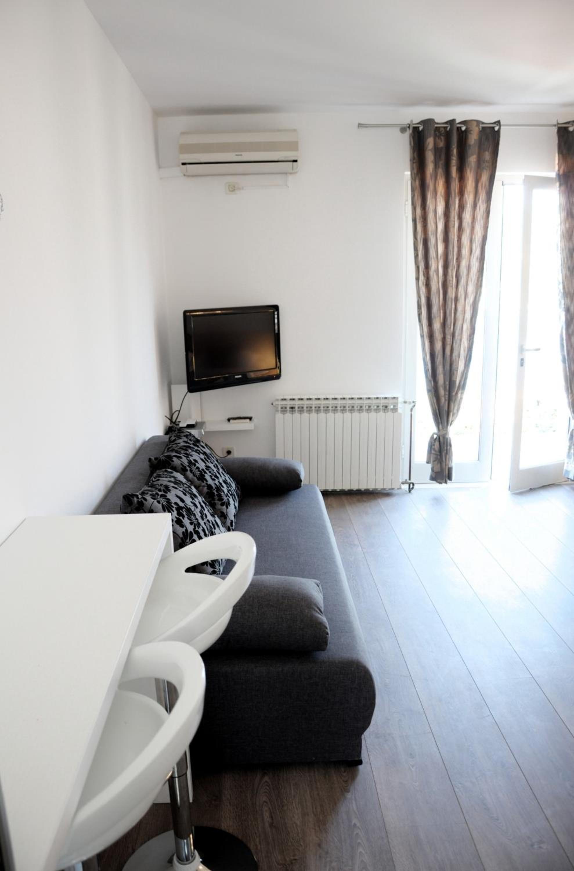 Paradis Apartments