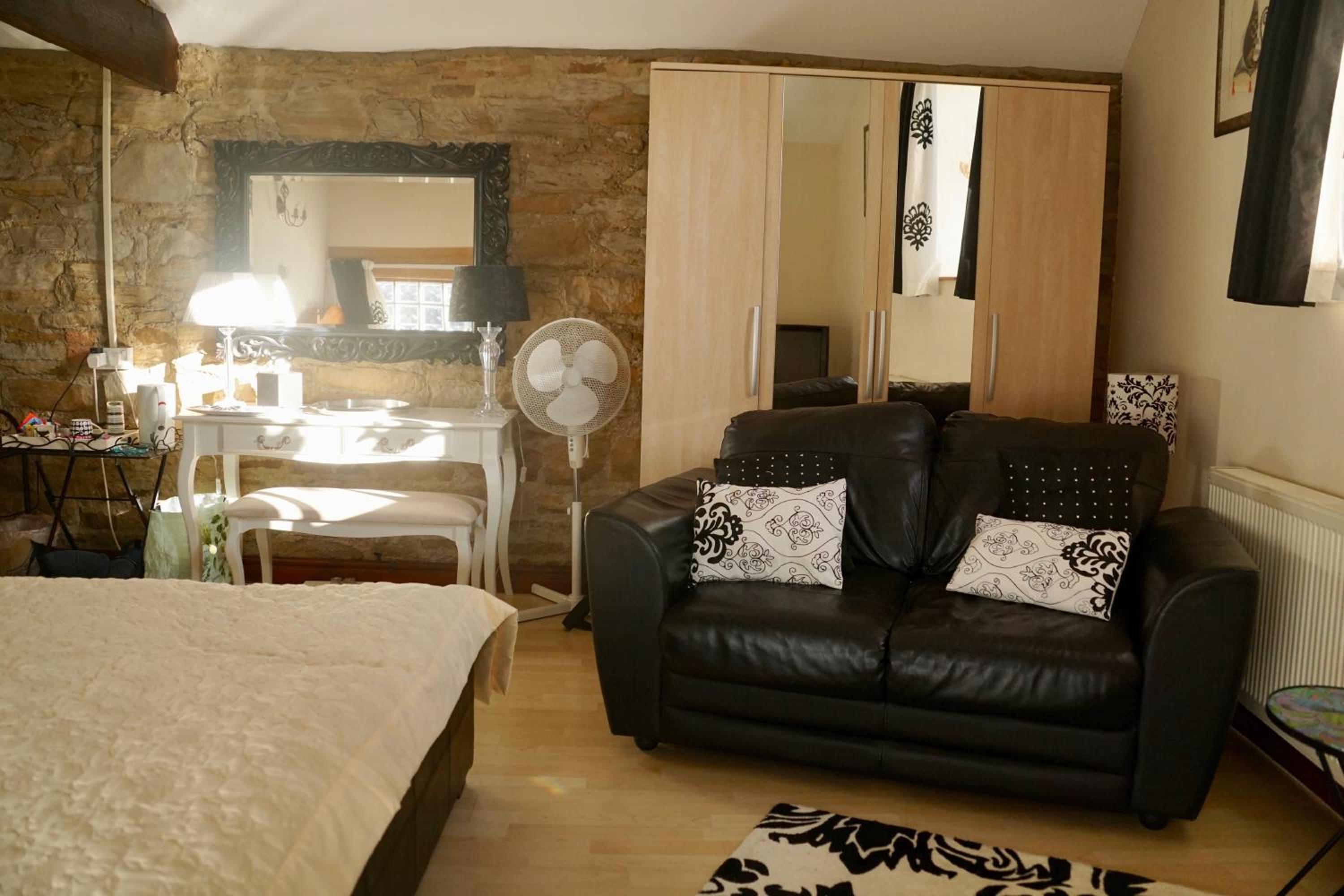 Ravencar Farm B&B