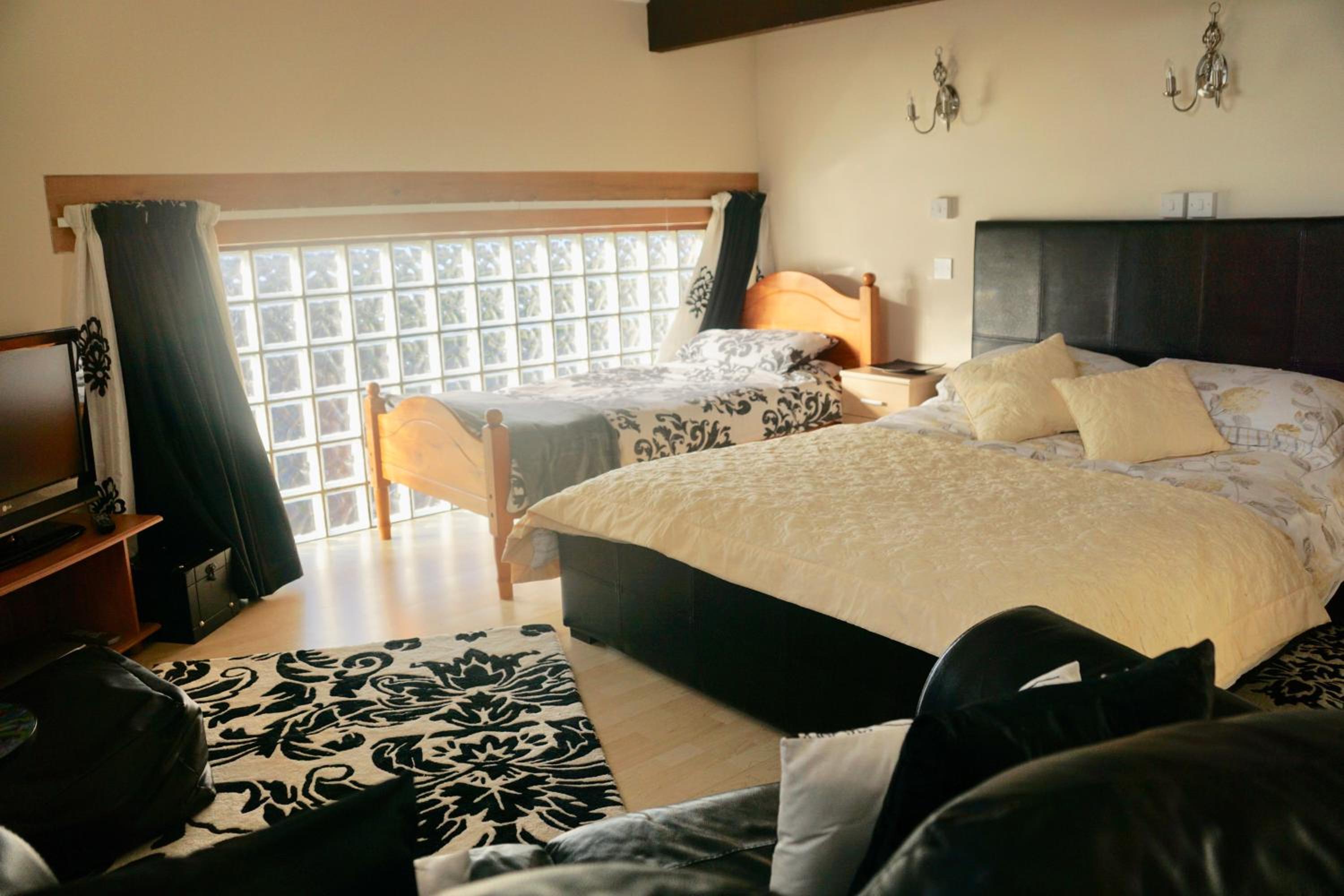 Ravencar Farm B&B