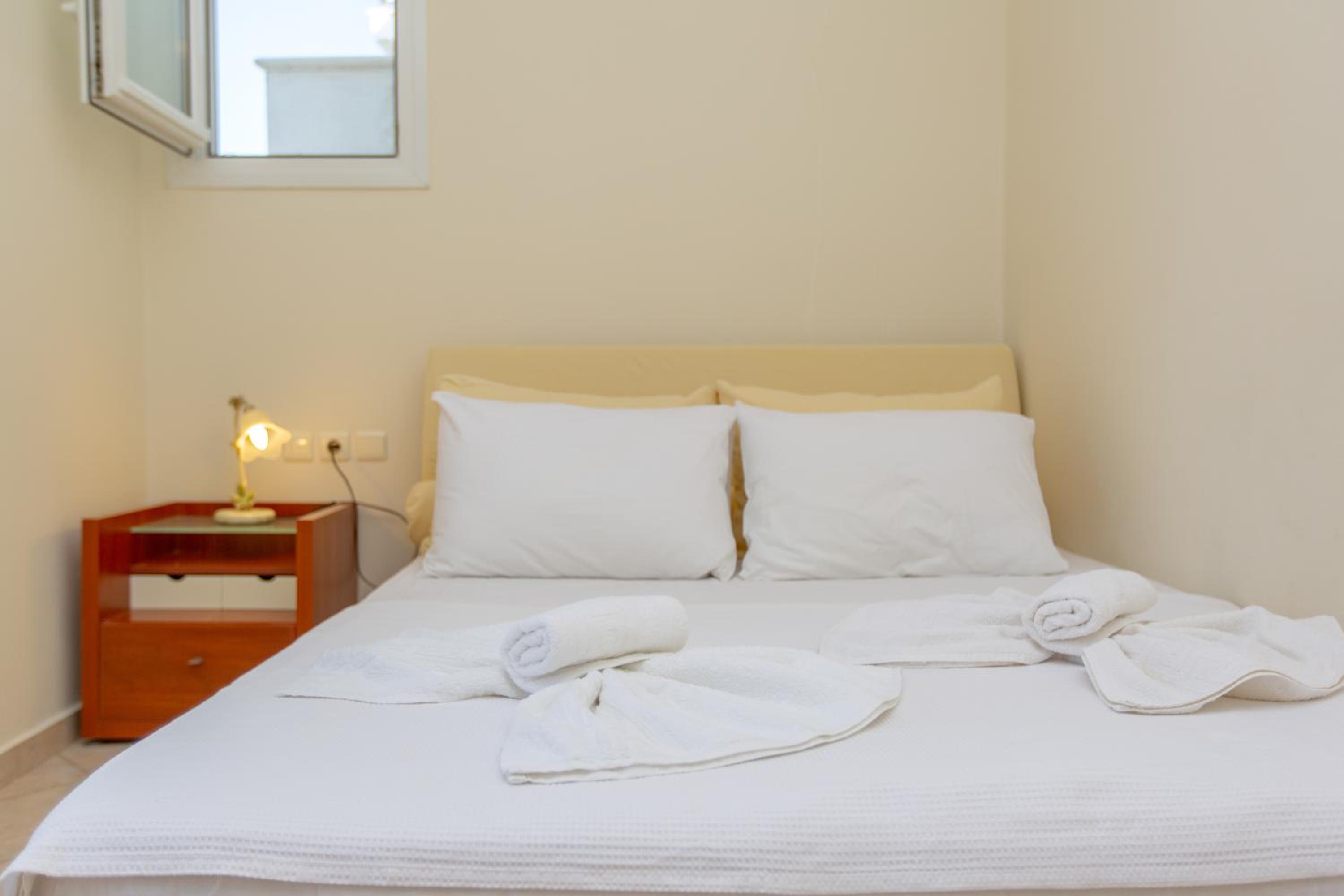 Irida Holiday Home