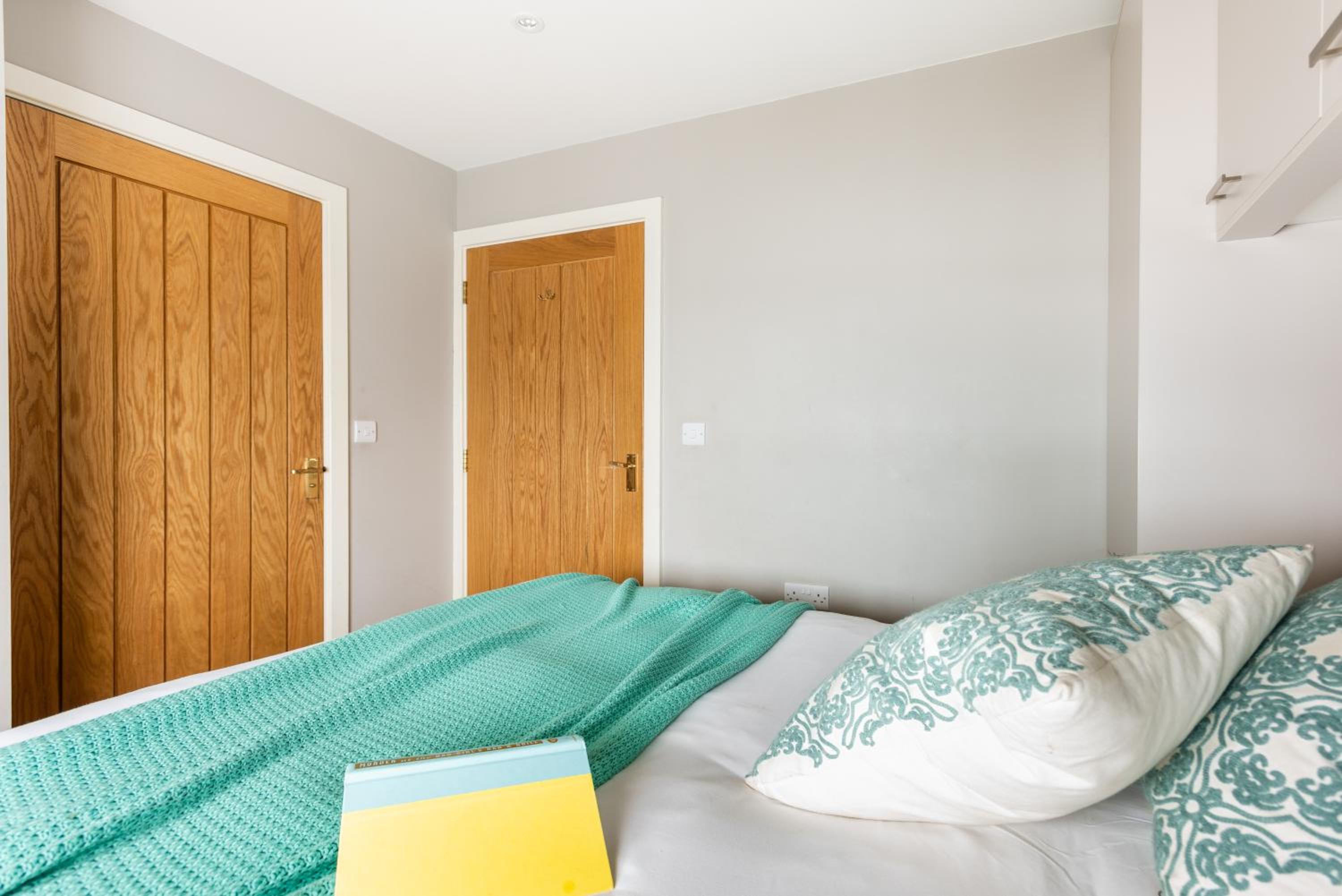 The Norfolk Maisonette - Lovely 4BDR Mews