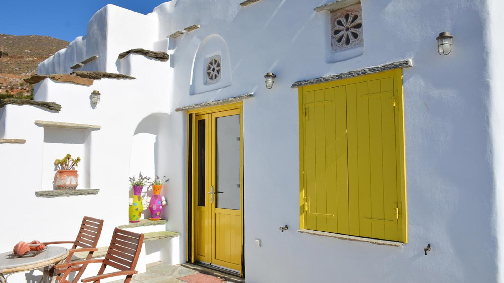 Cycladic Dream Villas view 3