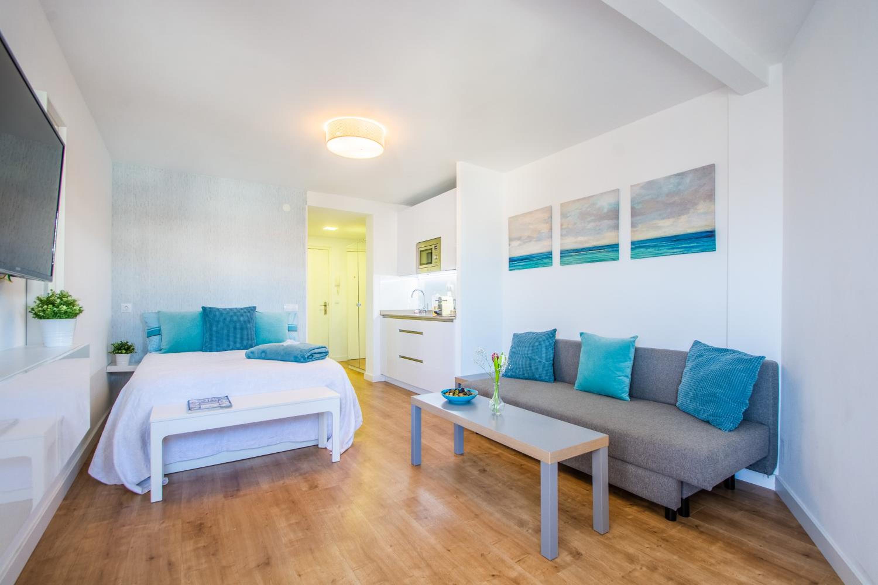 Esmeralda, Pet Friendly, Sea View, Wifi, Near the Beach photo 1