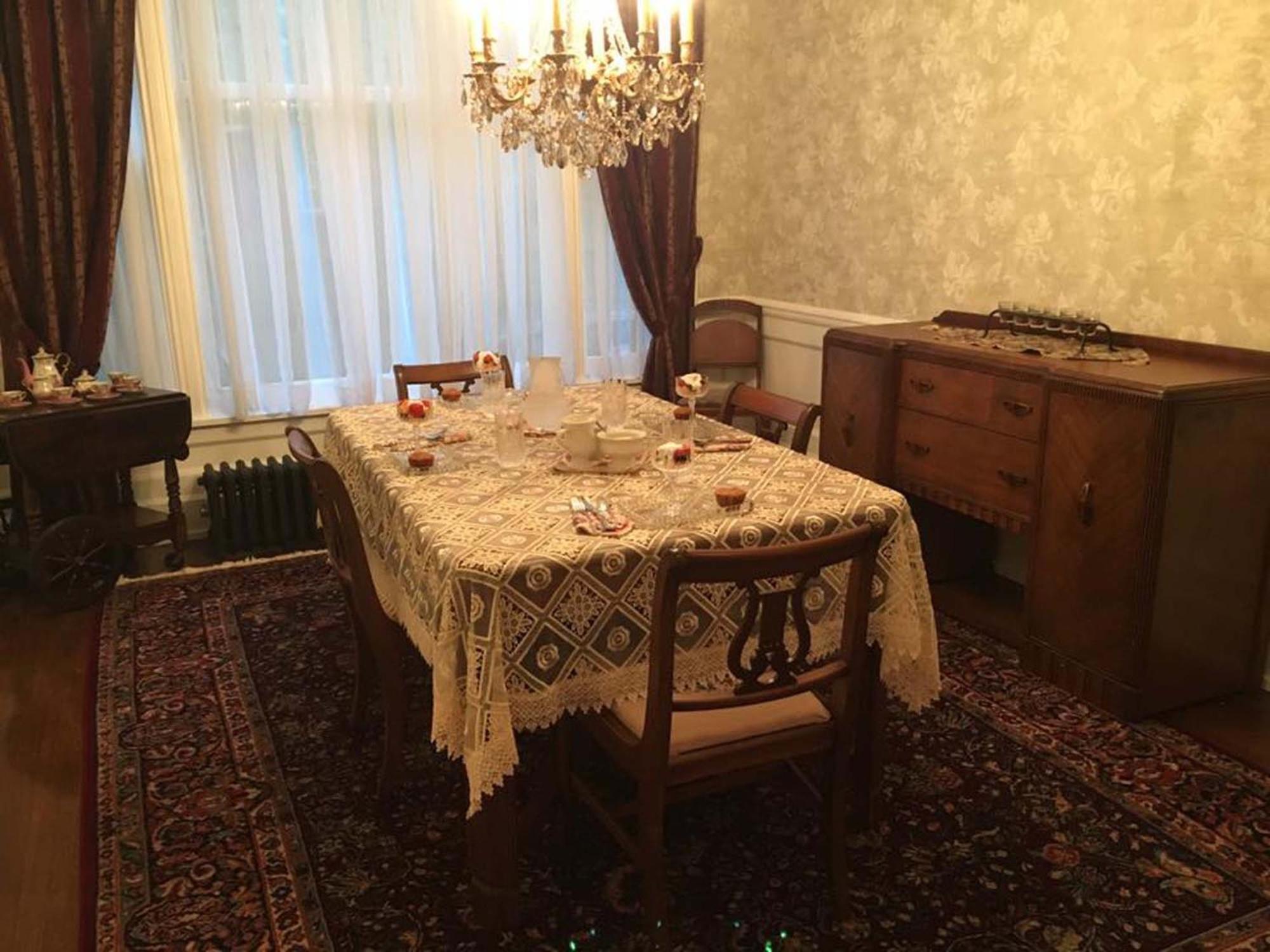 The Parsonage Inn B&B