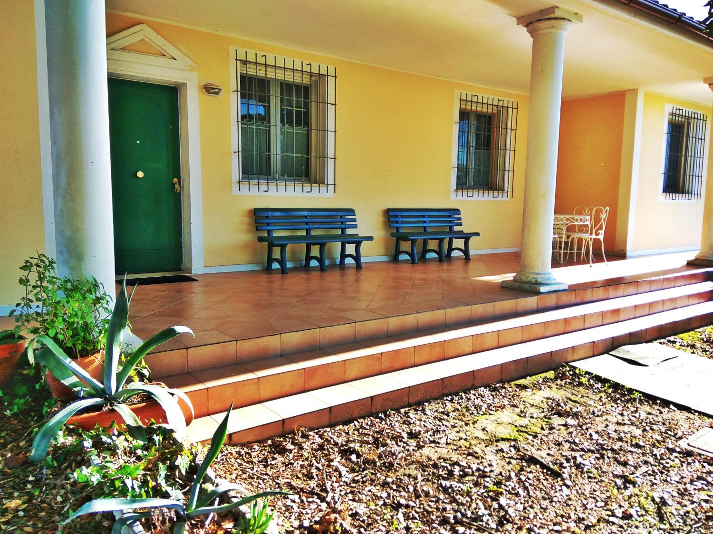 Villa Eucalipti view 3