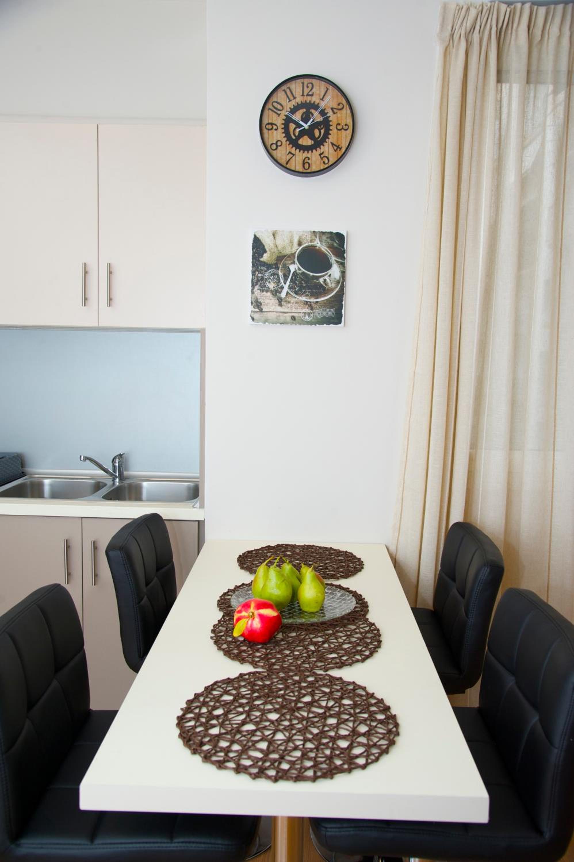Stylish and Elegant Apartments photo 4