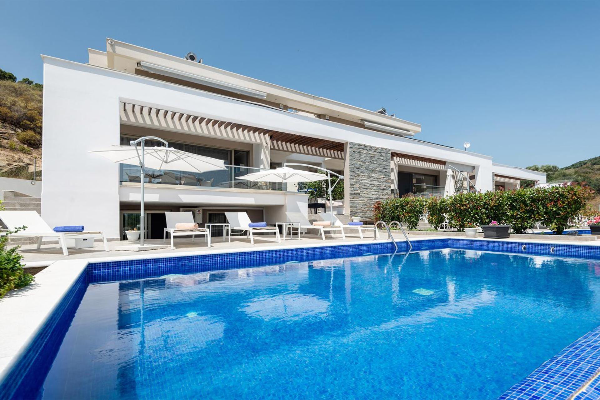 Afisia Villas