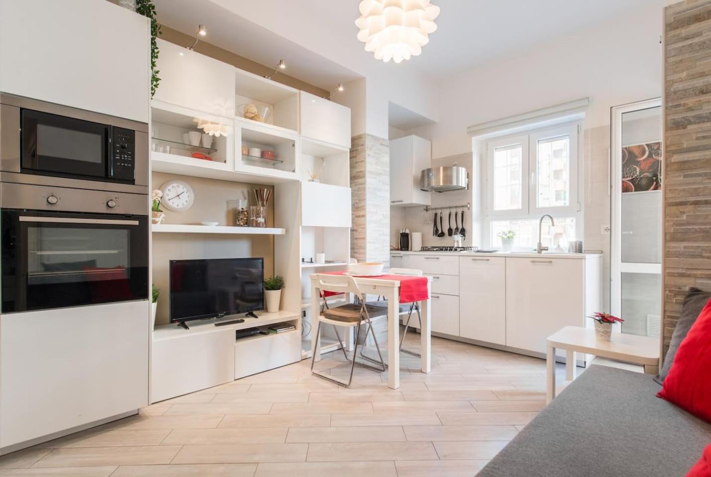 Ottoboni Apartment, 4 persone, balcone, Wi-Fi, Stazione Tiburtina