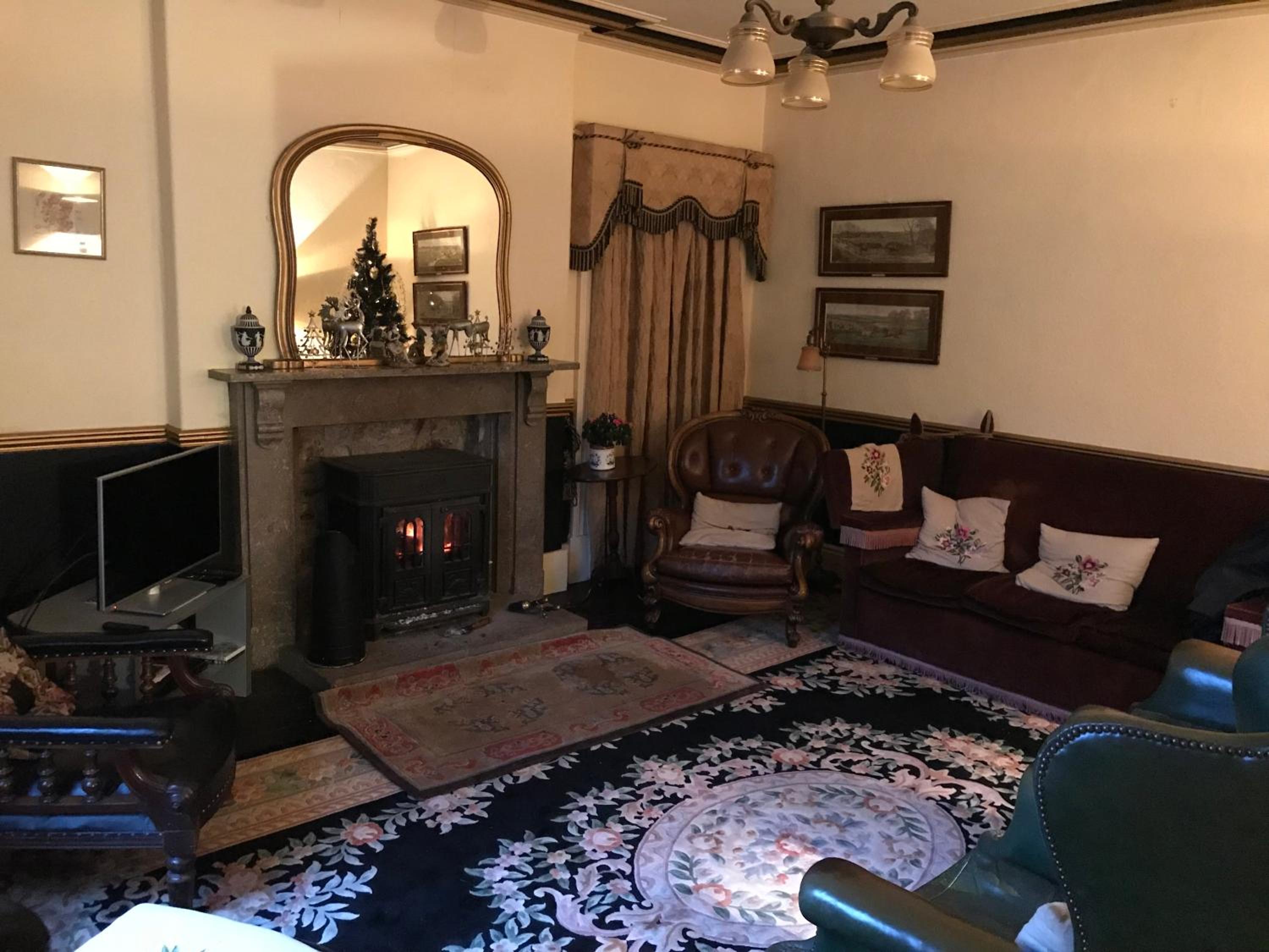 Bank Top Farm B&B Hartington view 4