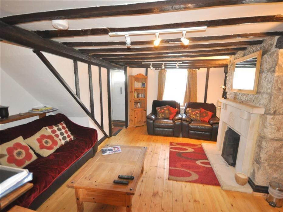 Neptune Cottage view 3