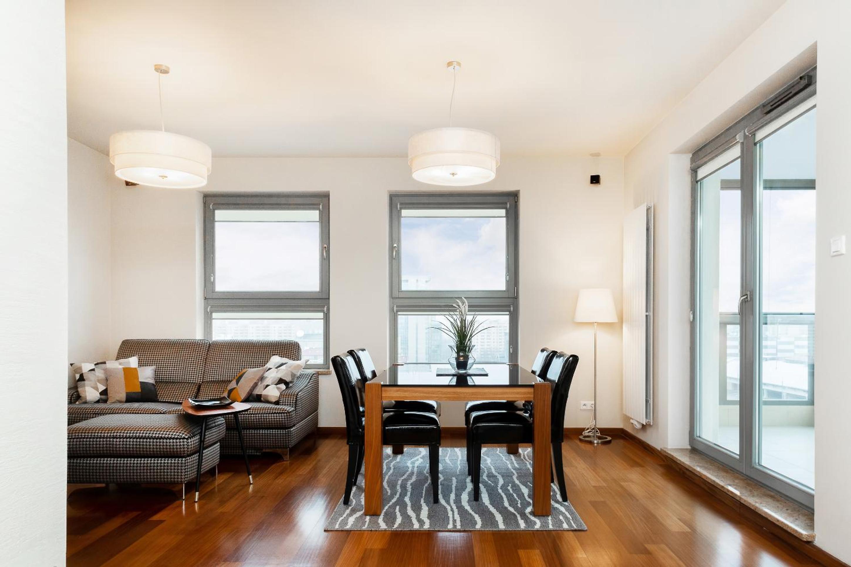Warsaw Promenada Family Apartment by Renters