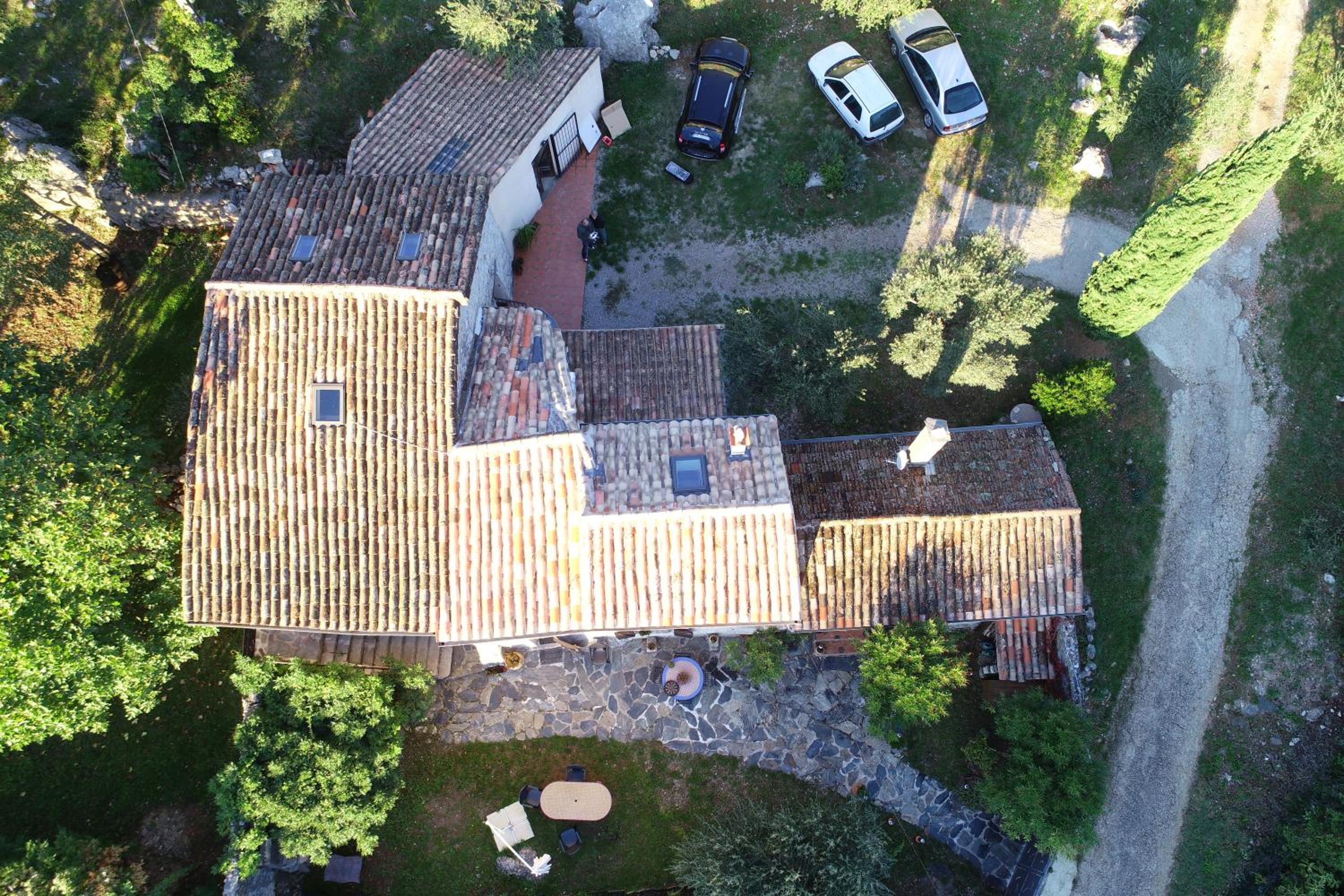 Mas de lunet view 4