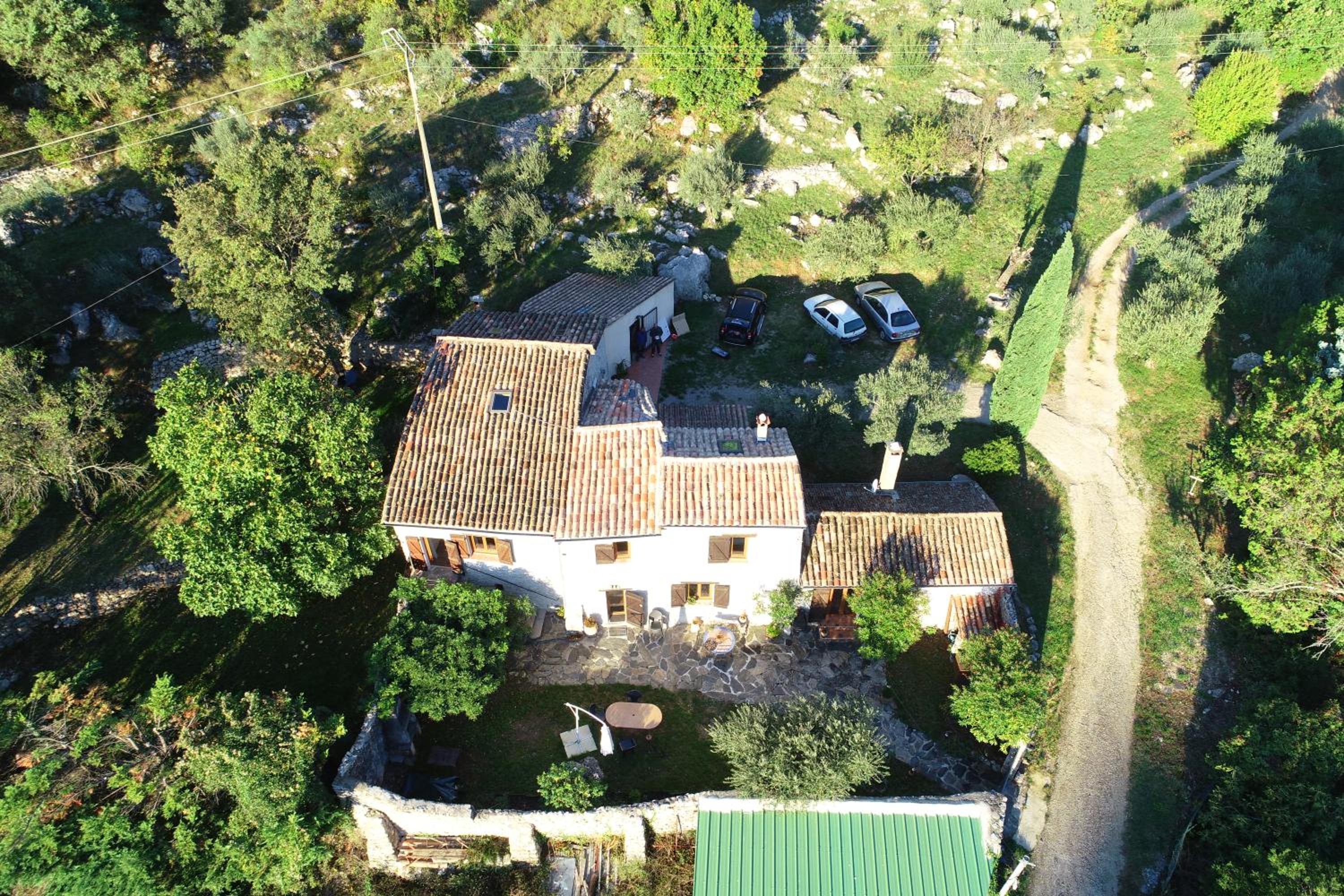 Mas de lunet view 3